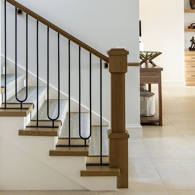 Stairs and handrail and attention to details. 😍

#hawkesphelpshomes