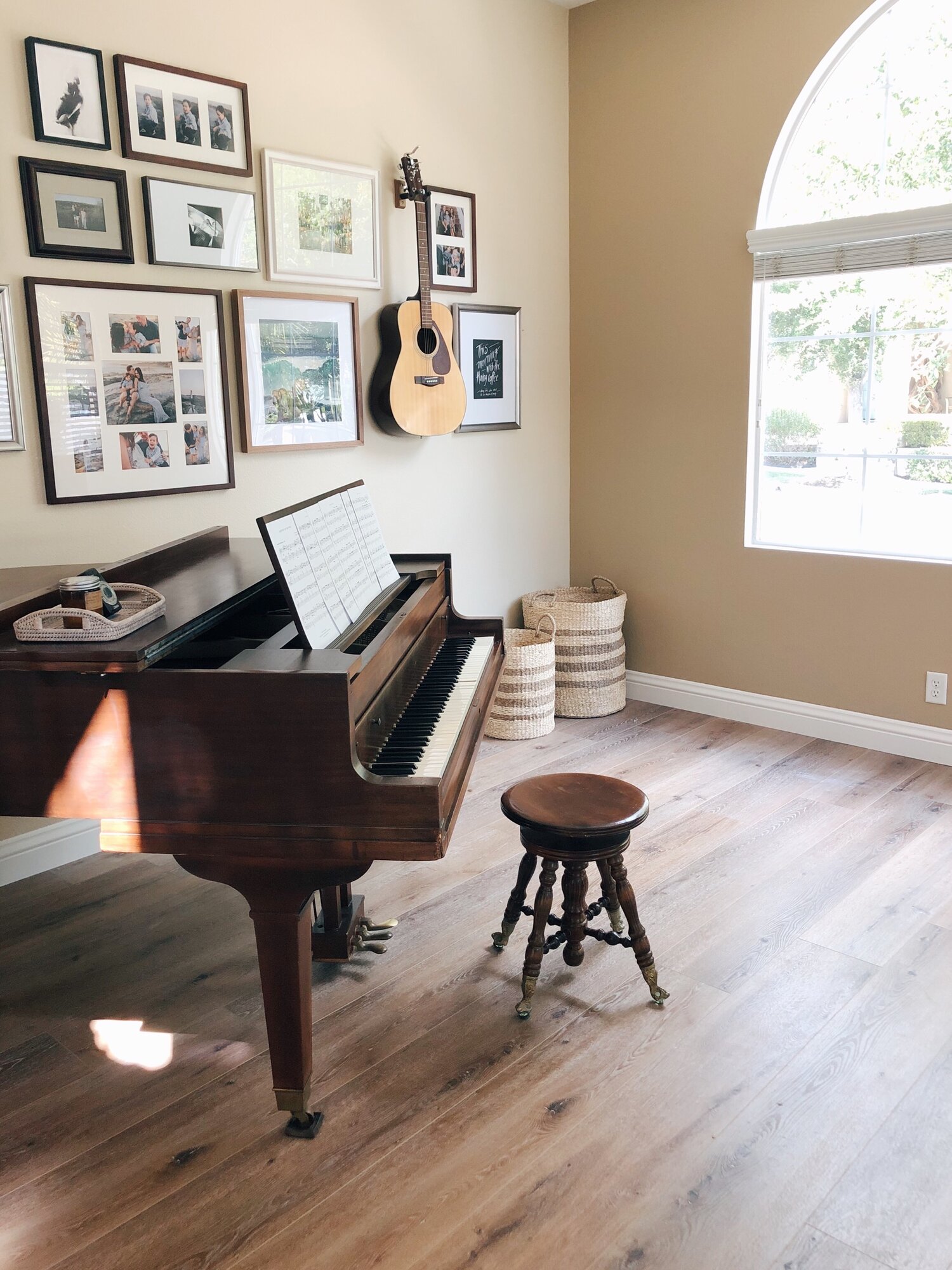 I love this piano room so much – high ceilings, lots of light. We can’t wait to put our Christmas tree in front of that window.