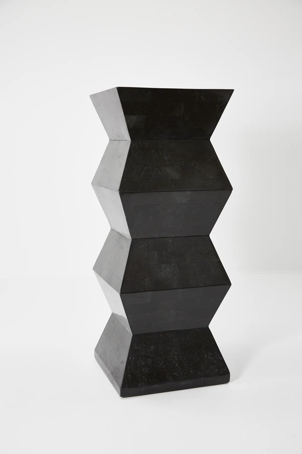 MC_Accordion_pedestal_2448.jpg