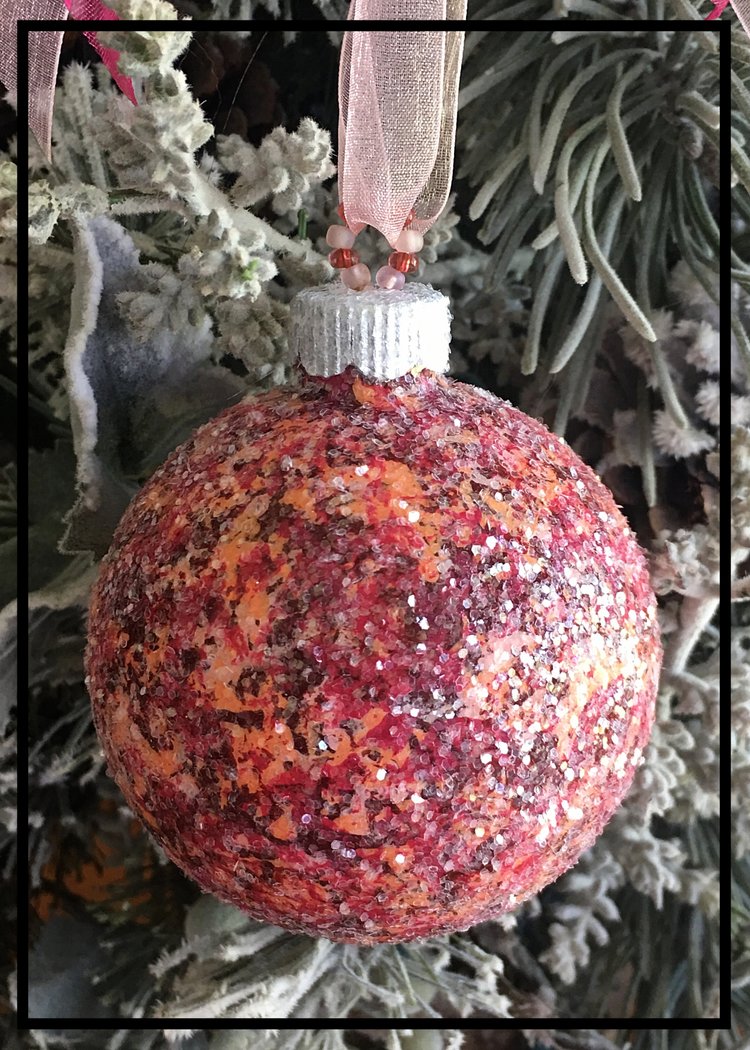 glass and glitter decorations bulbs