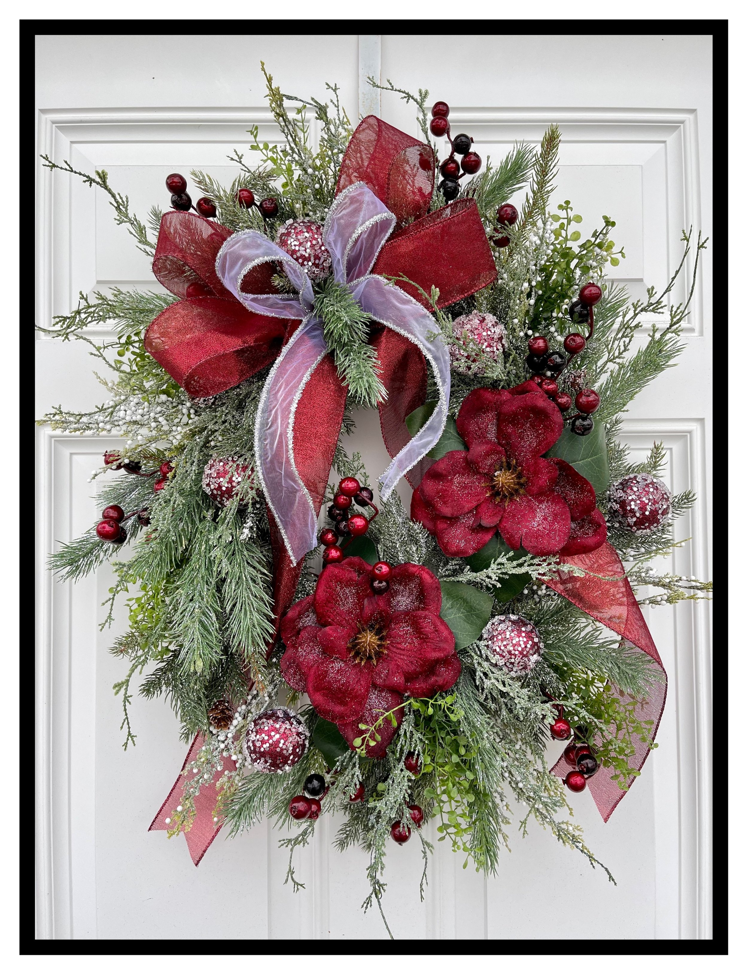 Christmas Door Swags | Elegant Christmas Wreaths | Holiday Decorations ...