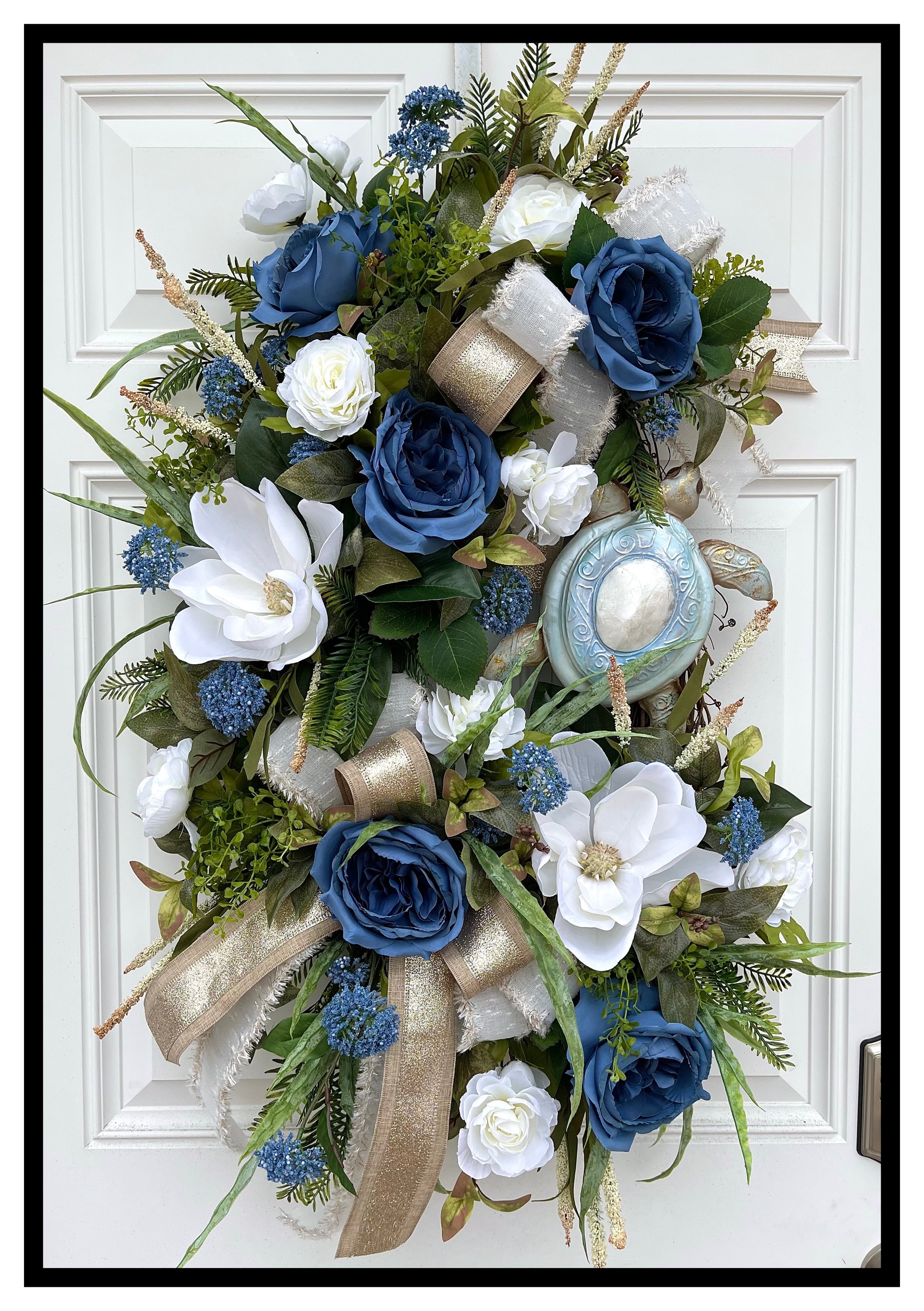 wreath oval white blue with turtle9.jpg
