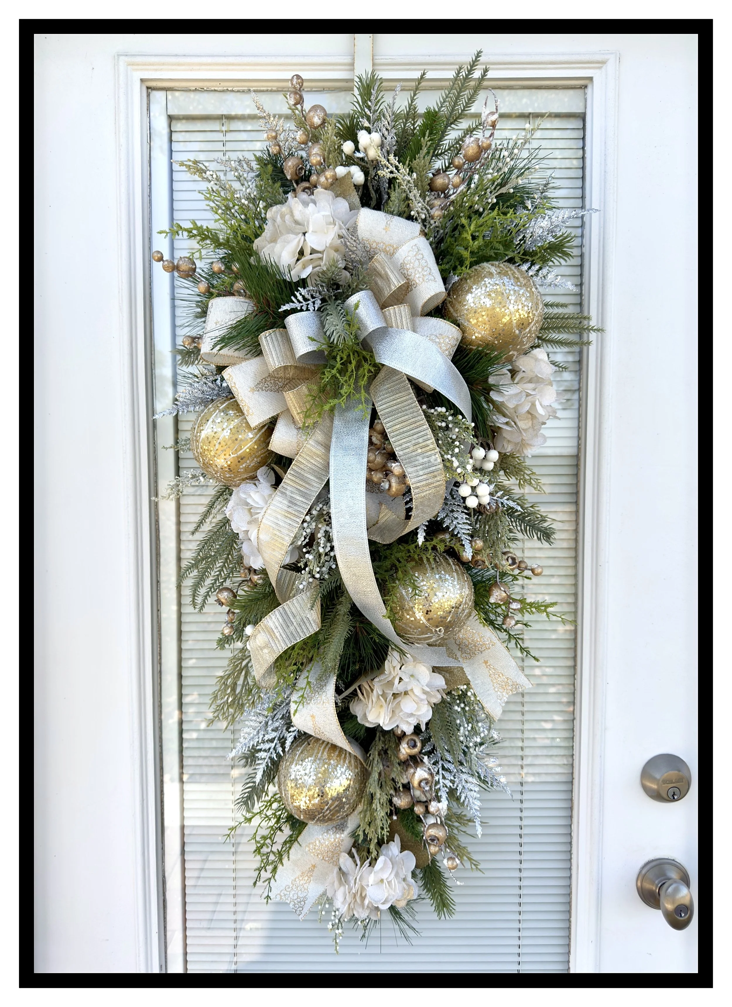 Elegant Christmas Vertical Door Swag