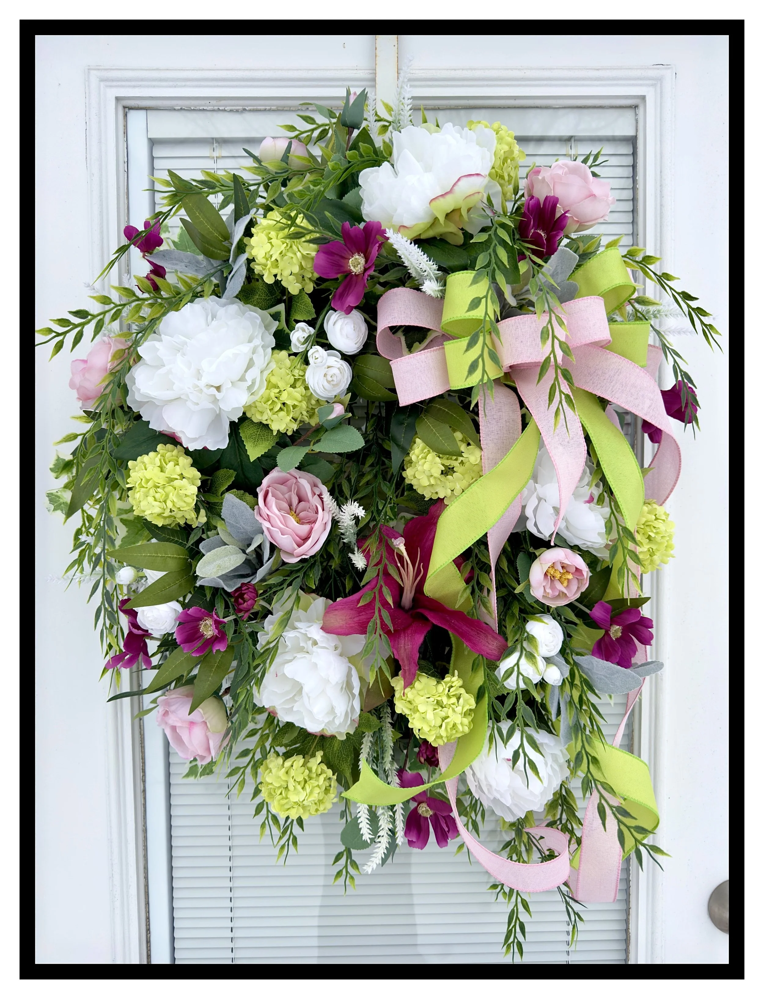 Elegant Wispy Floral Wreath