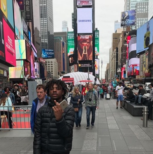 Arlington rapper Splurge goes off in his "New York Pizza" Freestyle