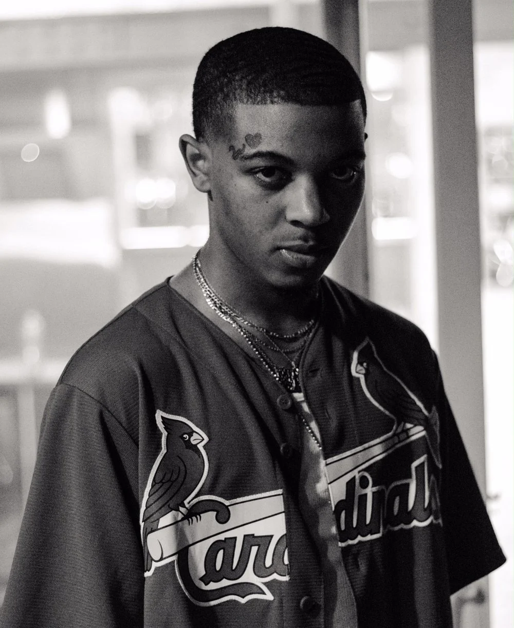 South Carolina shining star, Shawn Scrilla drops his visual "Large Amounts" after inking a deal with Cinematic Music Group