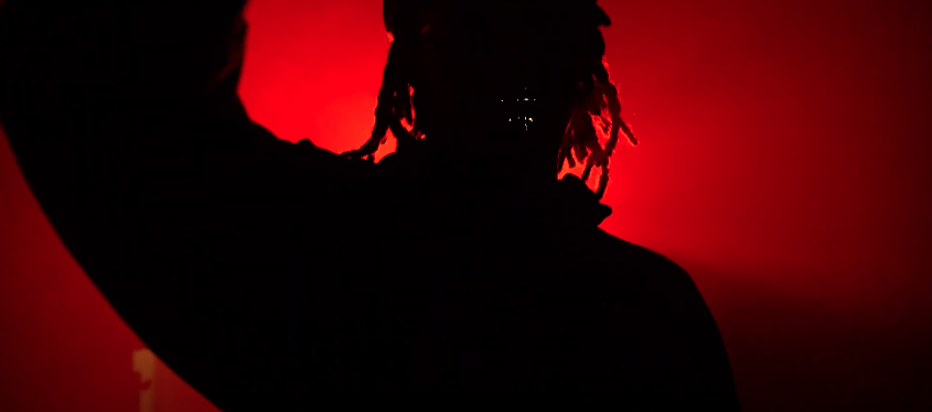 30 Paris slides with the ease with this new enigmatic hit, "BILLYJEAN"