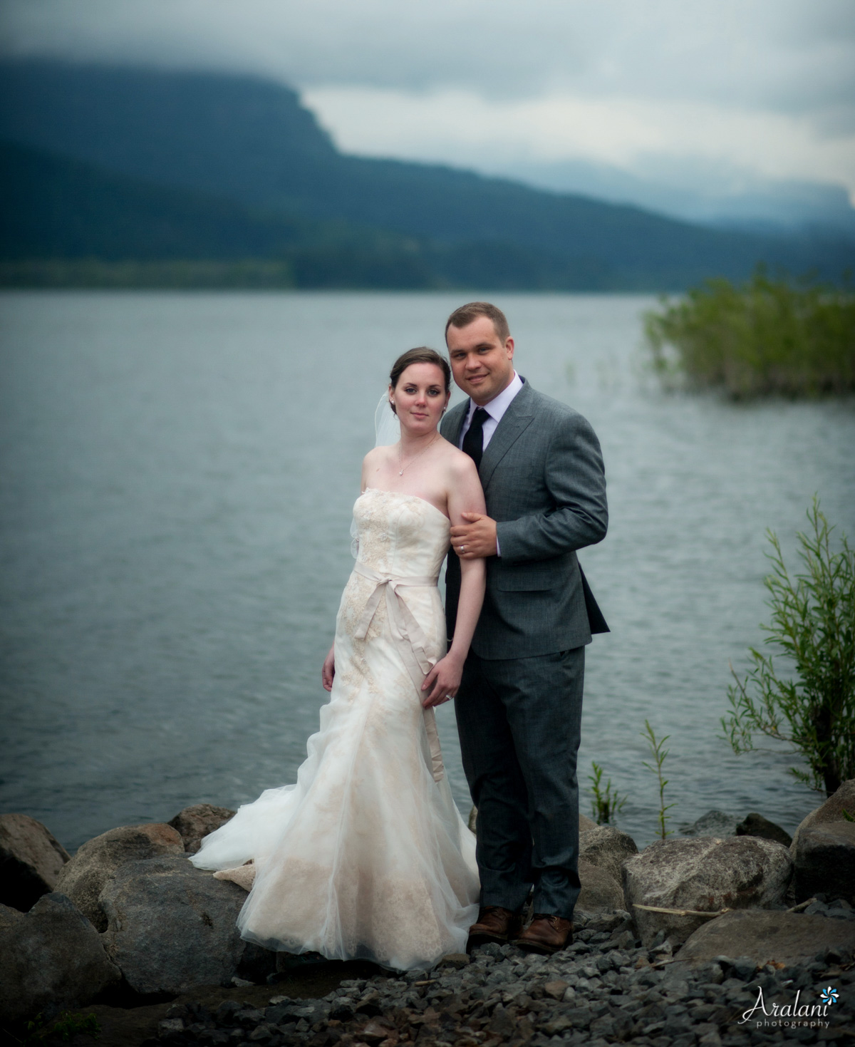 Wahclella_Falls_Elopement0046.jpg