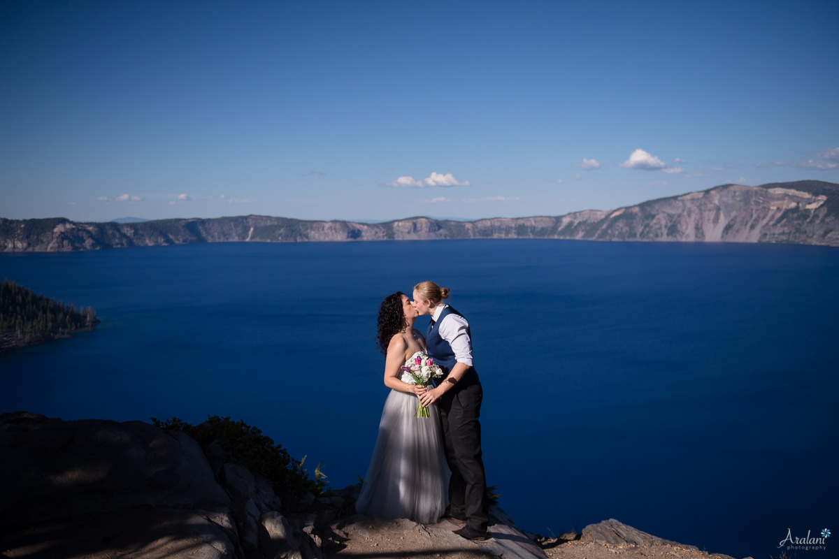 Crater_Lake_Wedding_Elopement018.jpg