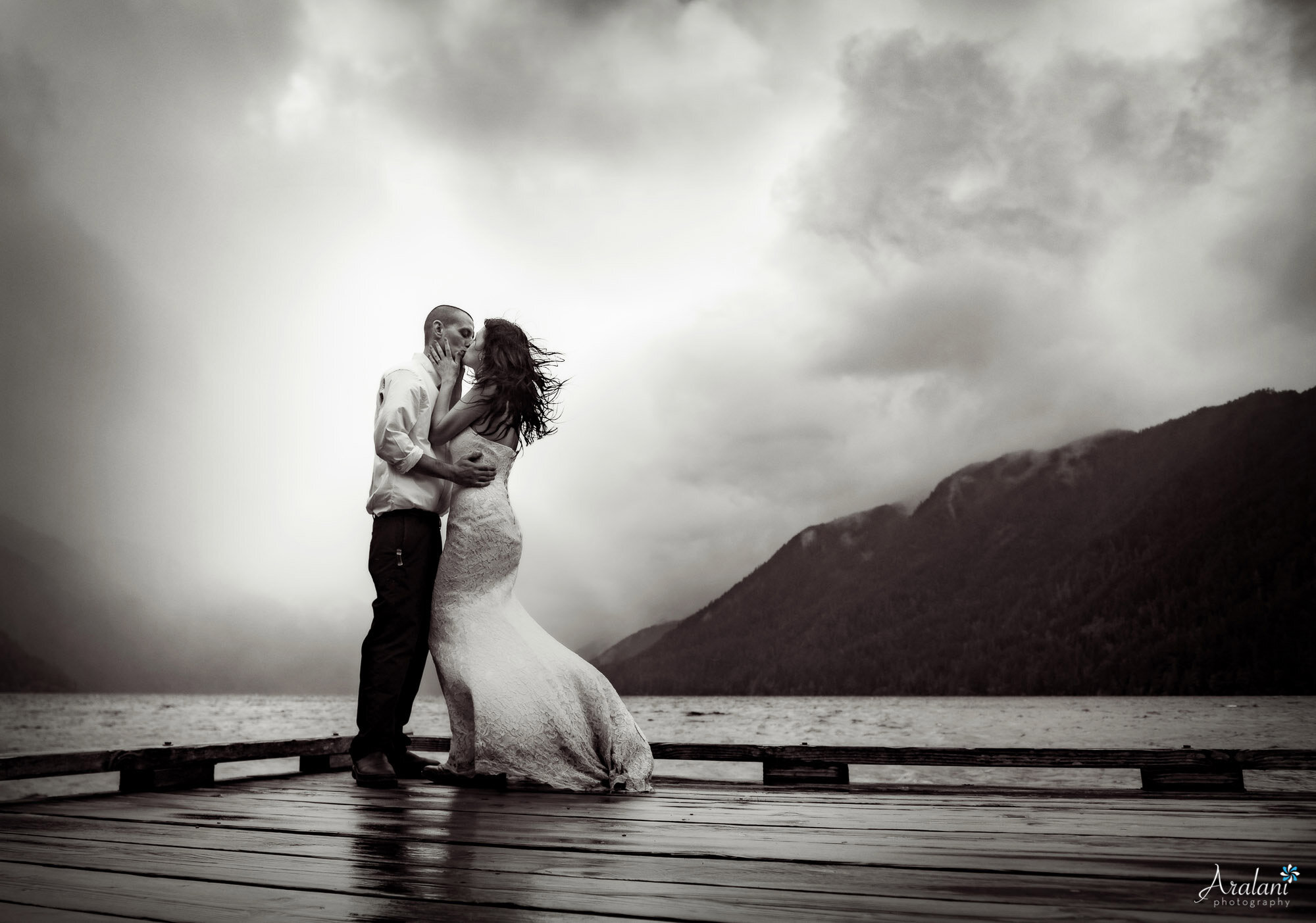 Aralani-Photography-019-Lake-Crescent-Olympic-Peninsula--Washington-Wedding-Elopement-Photographer-Aralani-Photography-Heather_Ryan_W0153.jpg