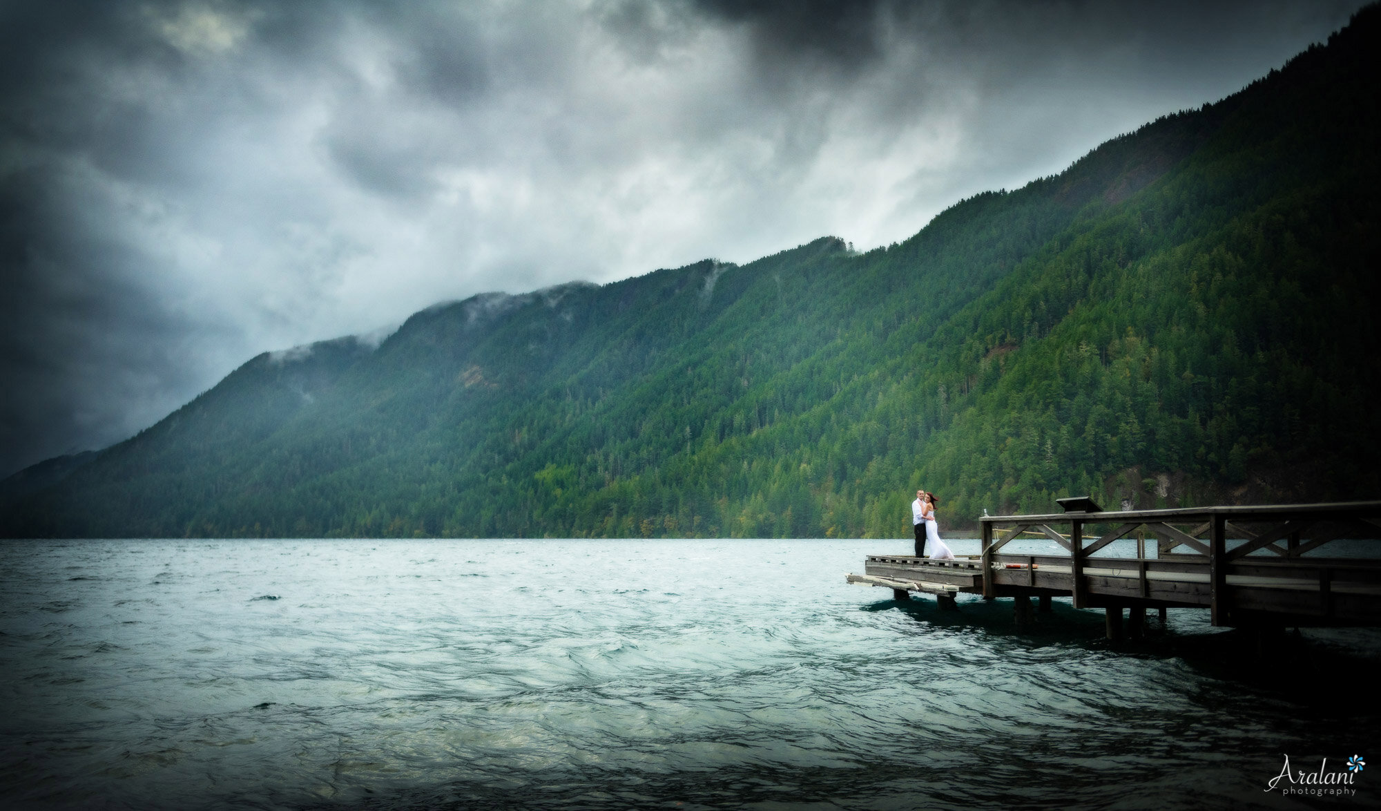 Aralani-Photography-020-Lake-Crescent-Olympic-Peninsula--Washington-Wedding-Elopement-Photographer-Aralani-Photography-Heather_Ryan_W0172.jpg