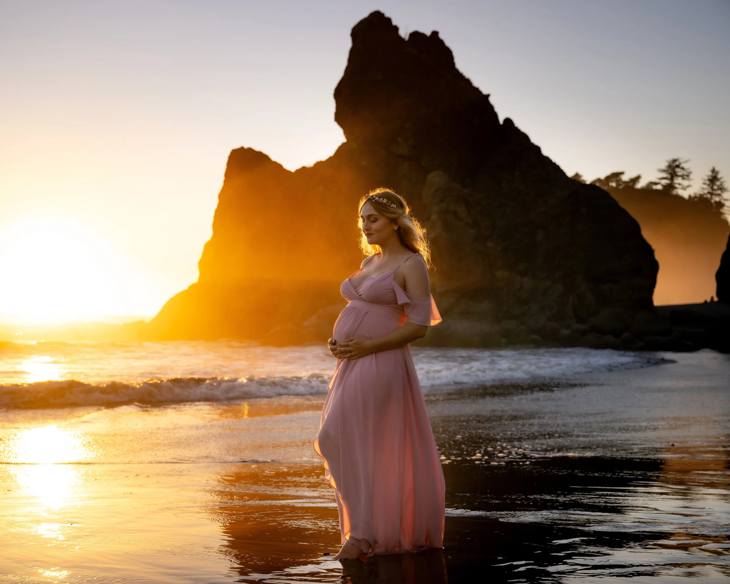 Maternity_Adventure_Photos_Pacific_Northwest0106.jpg