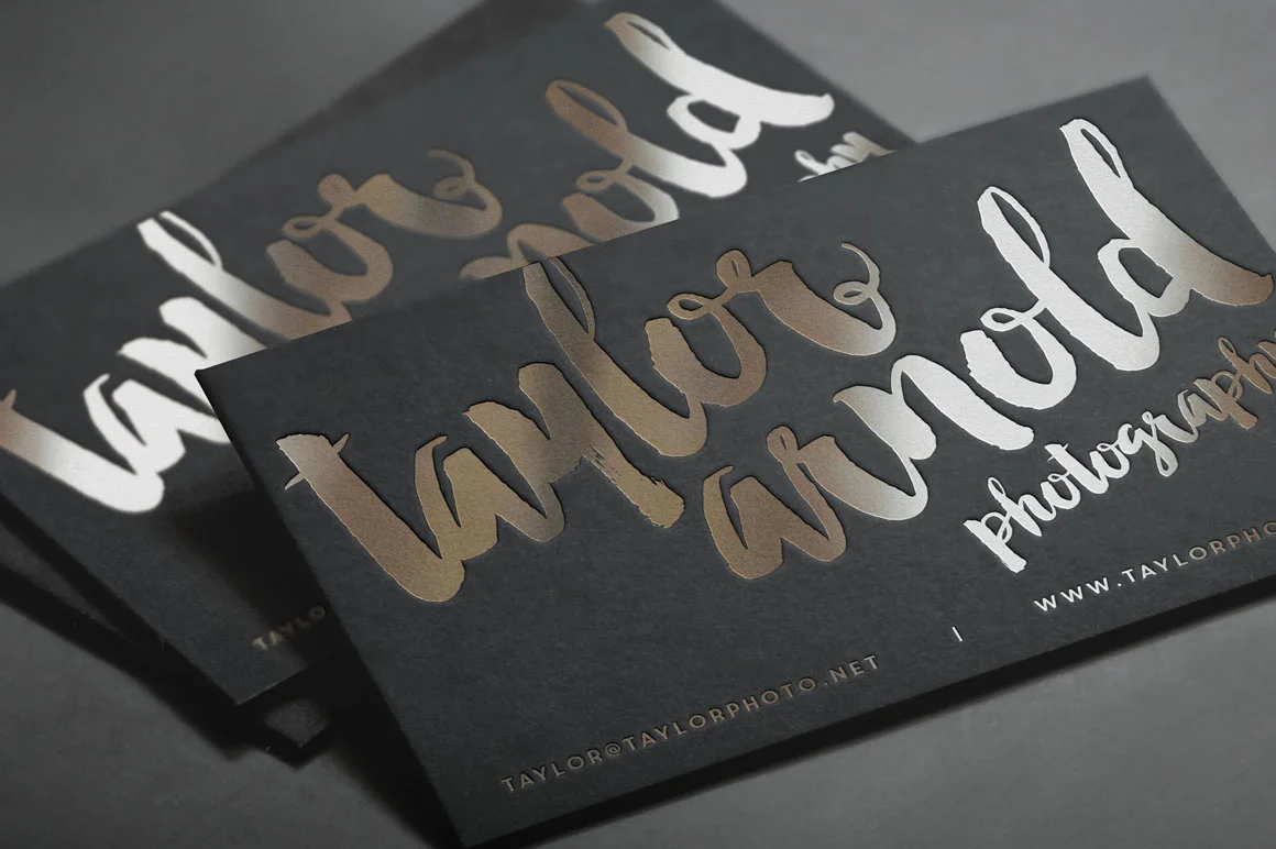 CreativeMarket_ManhattanDarling_Preview5.jpg