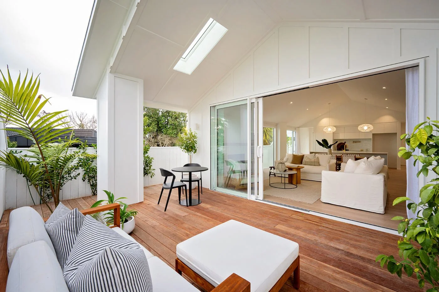 photogrpshers_hawkes_bay_256.jpg