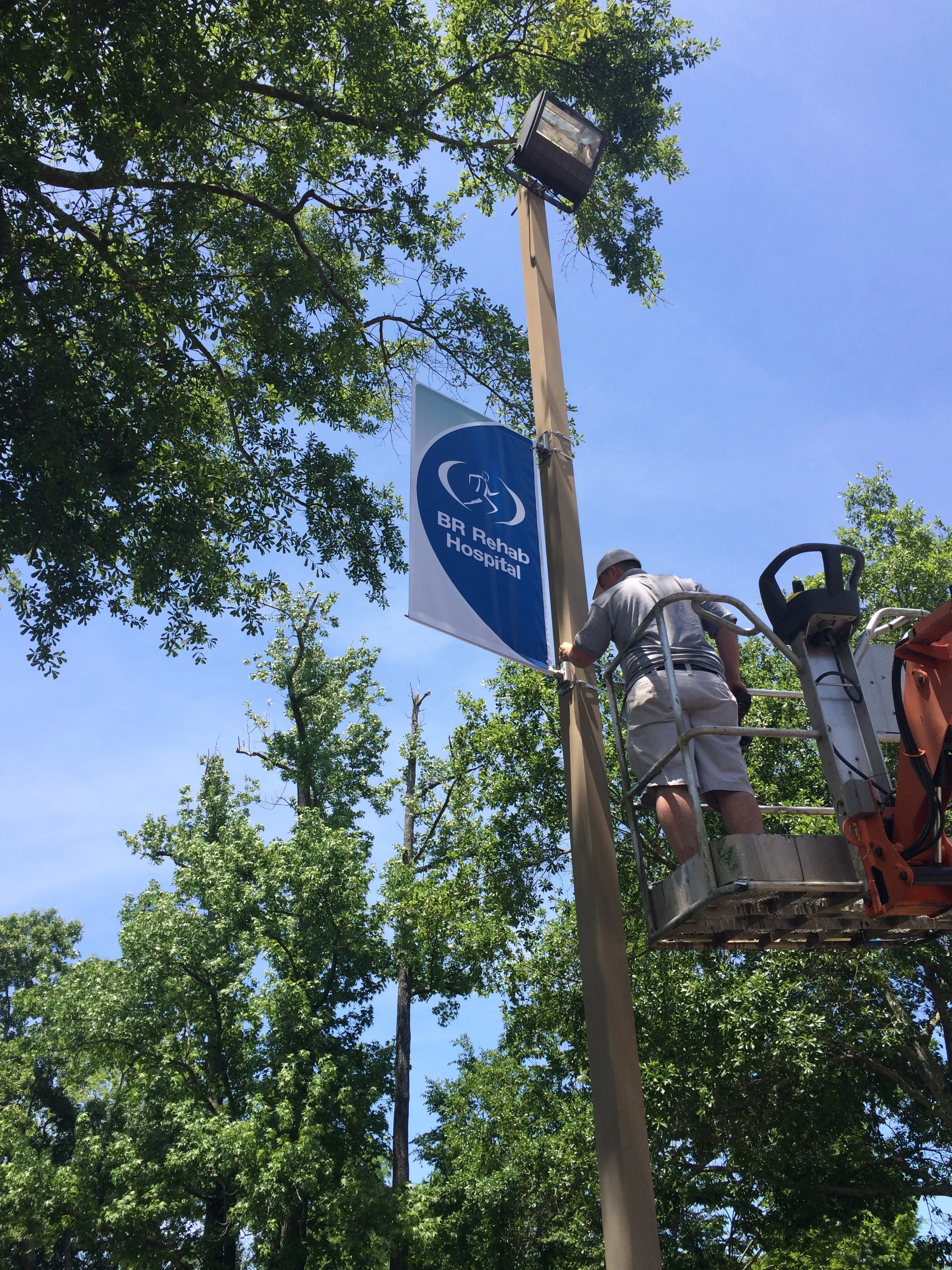 Avenue Banners 