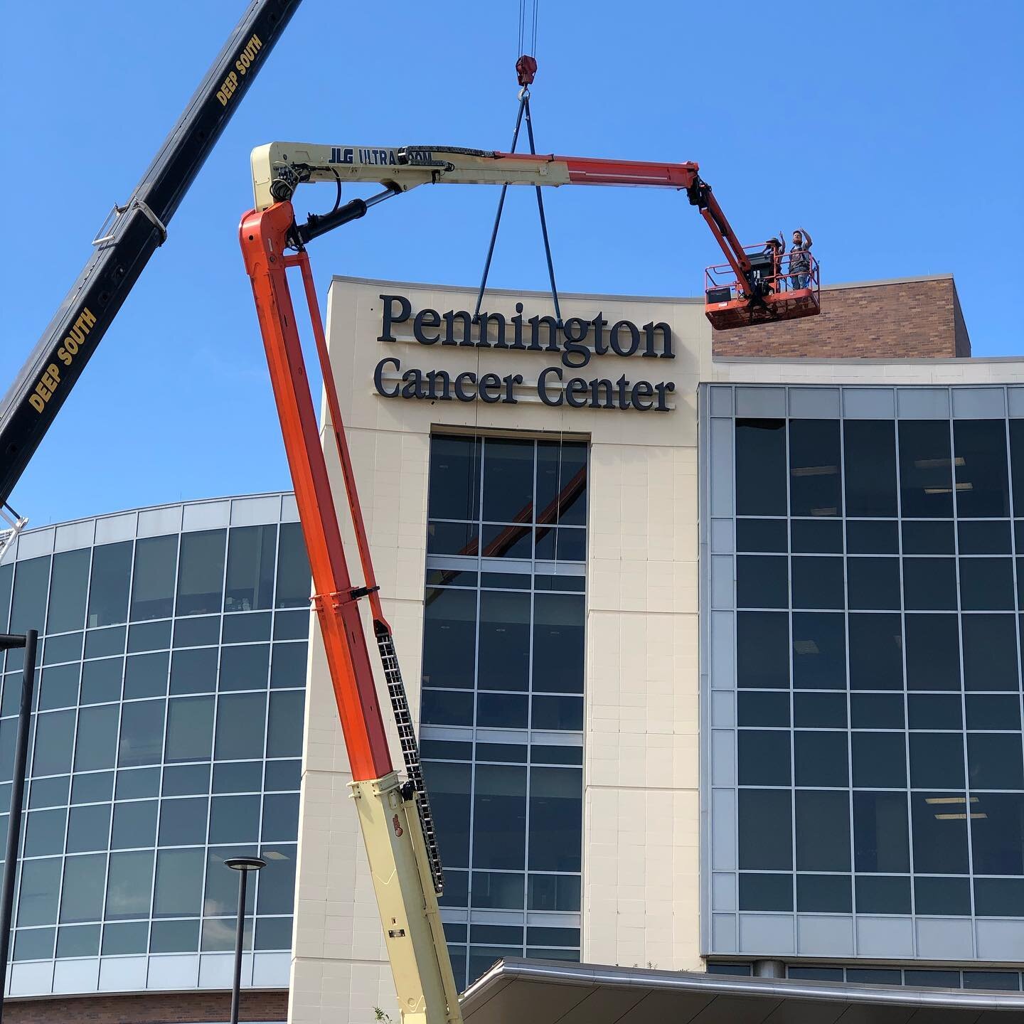 Commercial Signage Installation