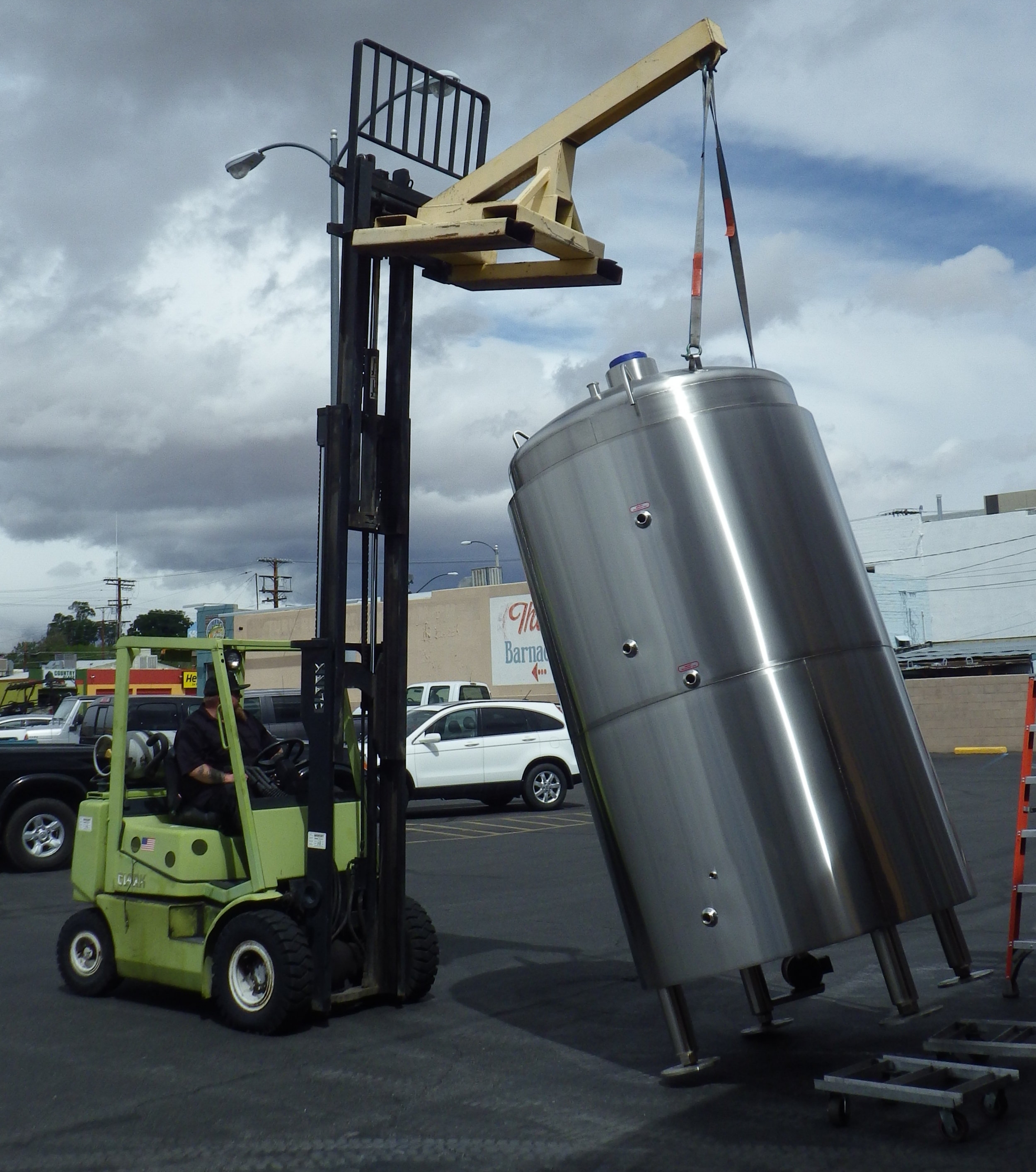 Brewery closed all day - tank expansion