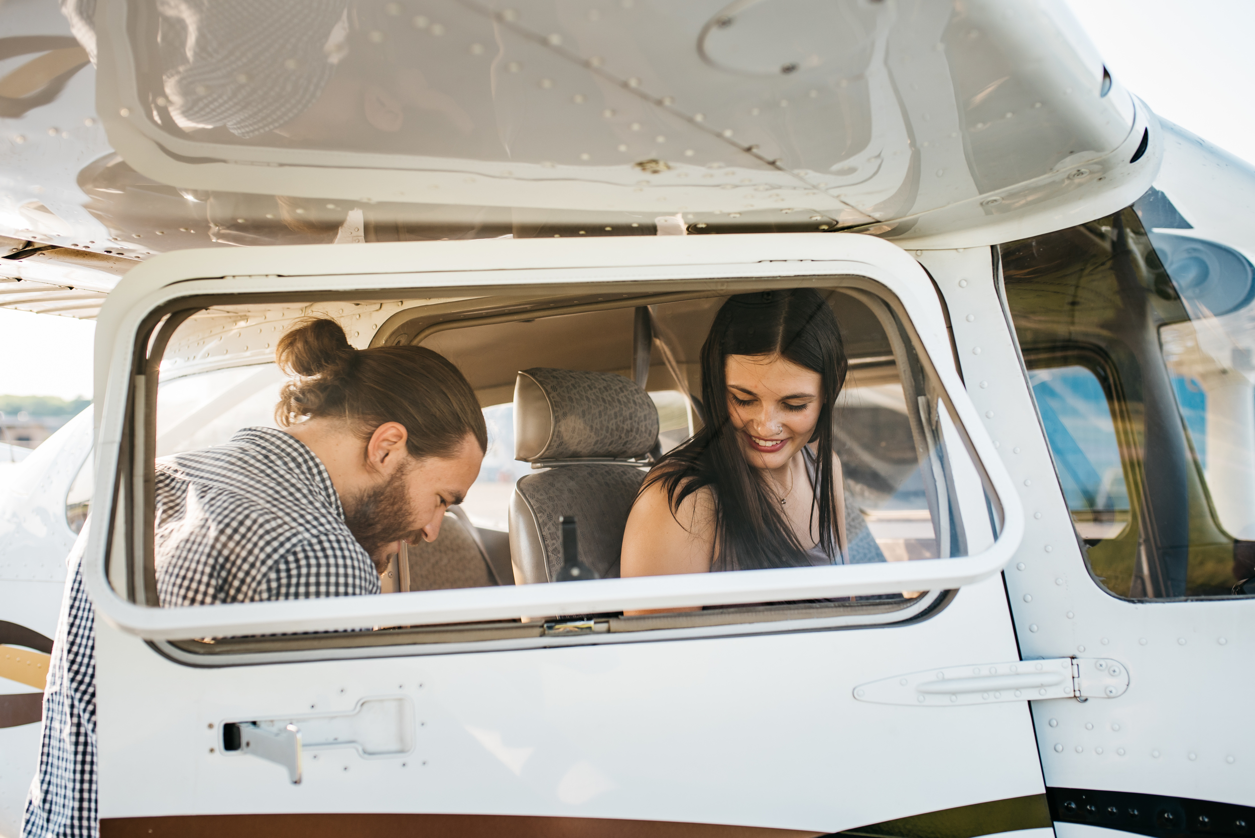 Pittsburgh_airplane_engagement_session044.jpg