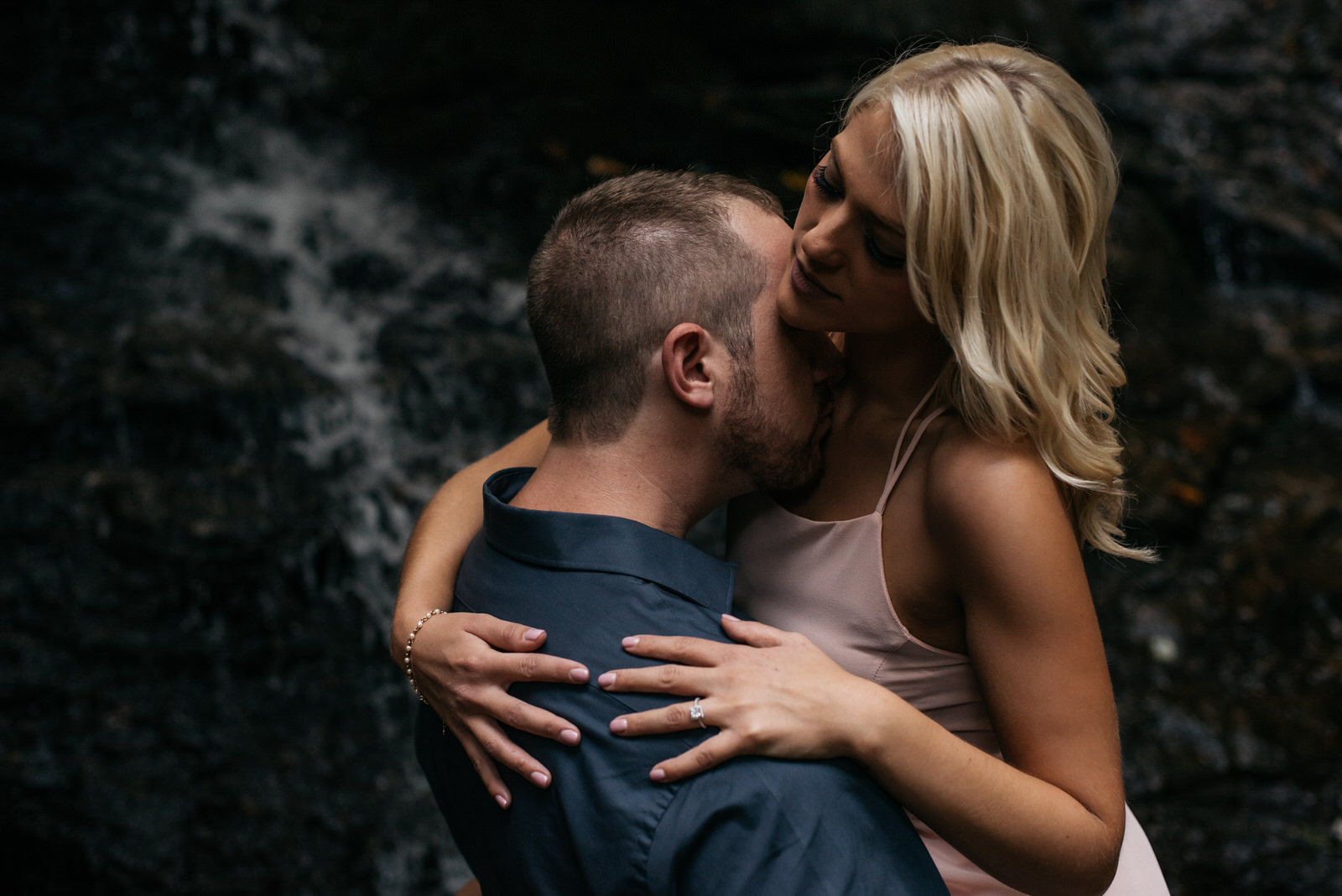 western_pa_engagement_photographer_001.jpg