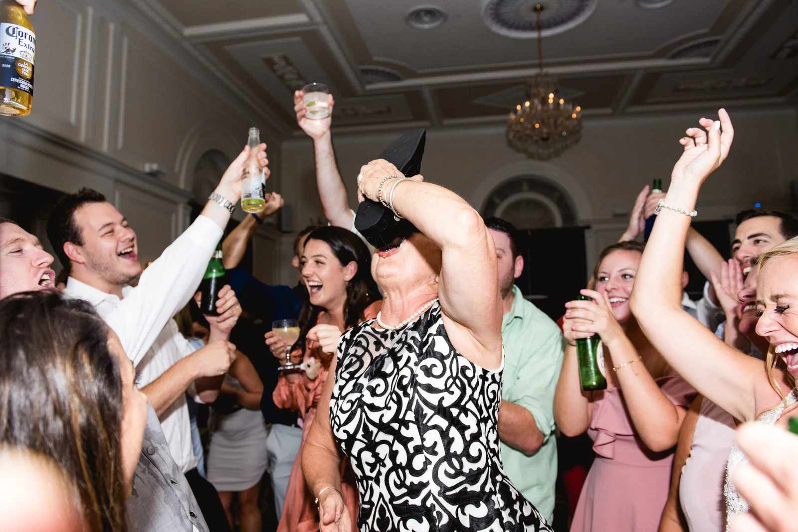 university_club_pittsburgh_wedding_photos_067.jpg
