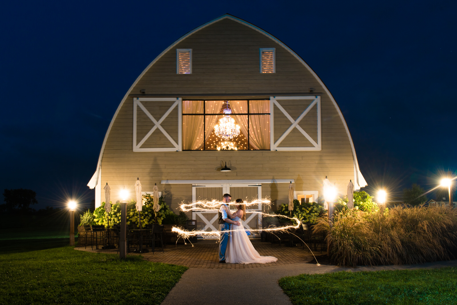 Shakespeare-restaurant-and-pub-pa-wedding-6.jpg