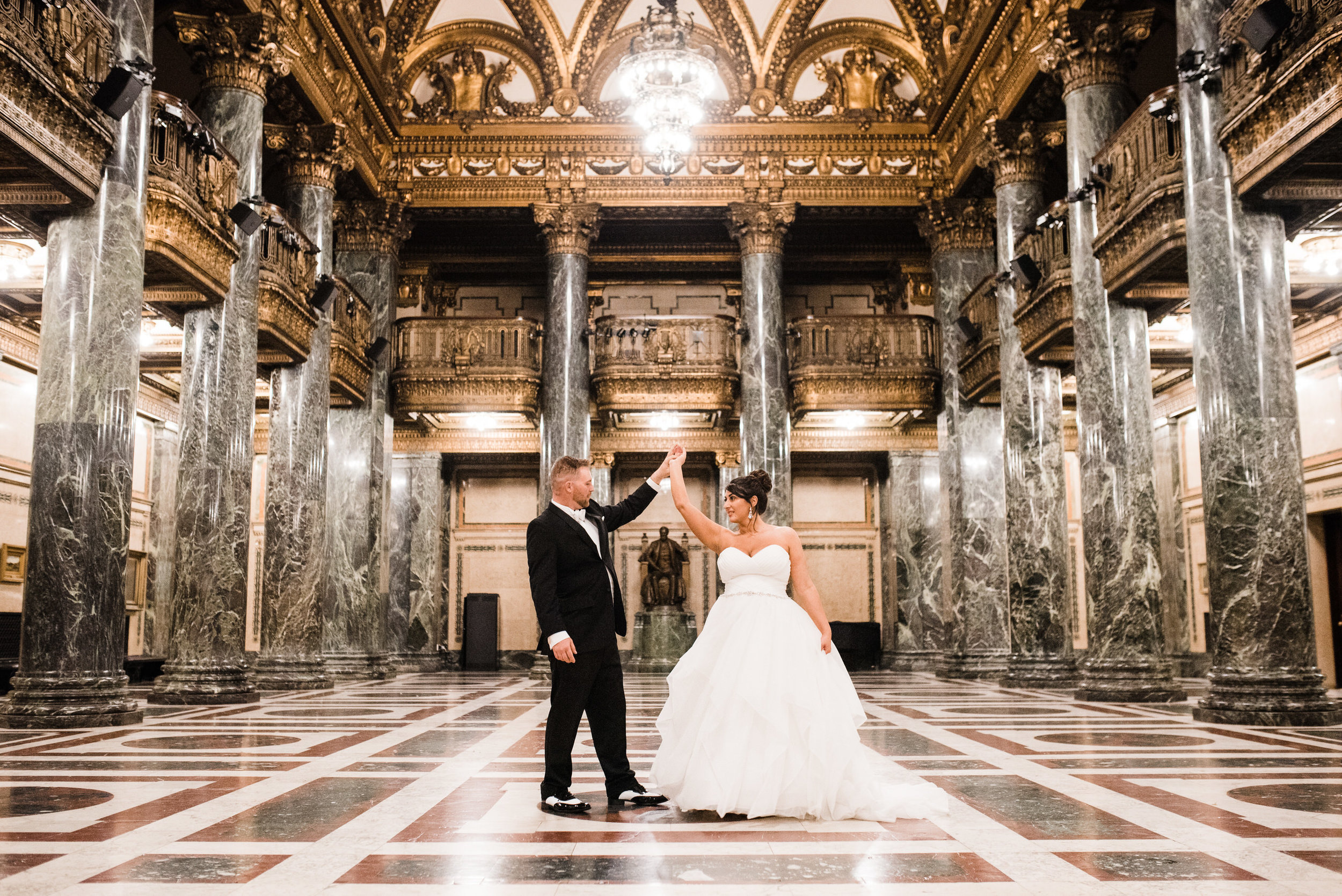 Carnegie-Museum-Weddings-Pittsburgh-Ashley-Reed-Photography-5.jpg