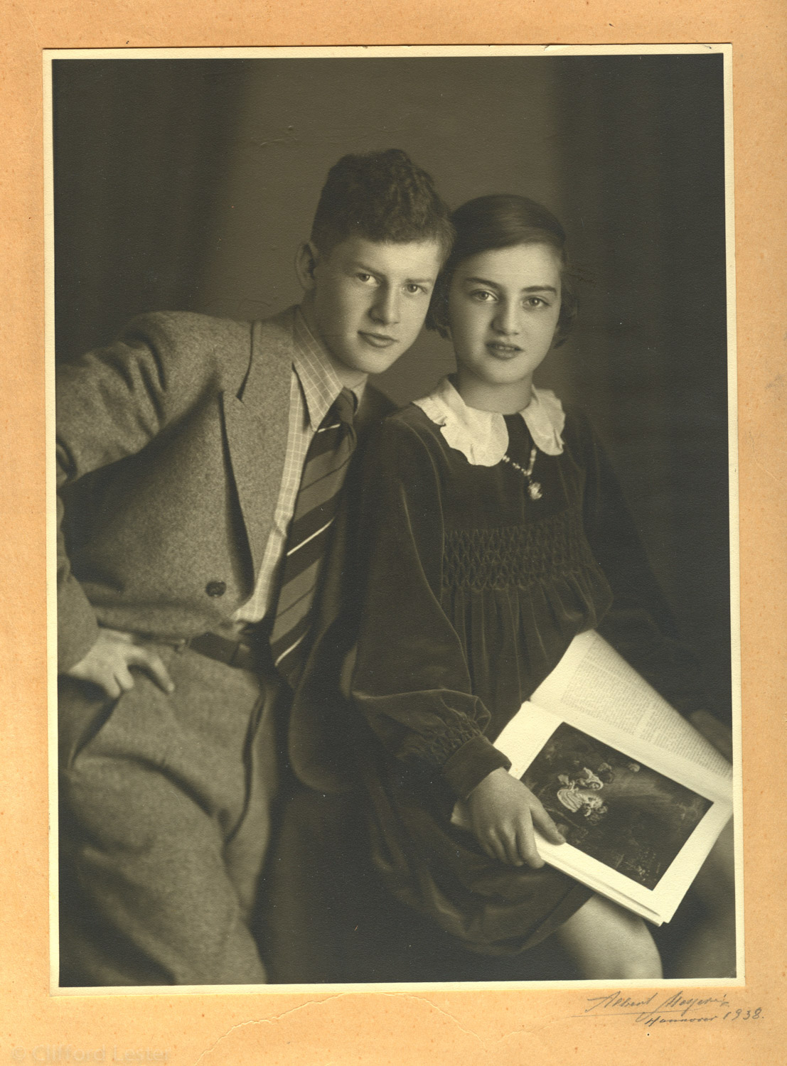 My mother, Ursula, with her brother Ernst, in Hannover, 1938.