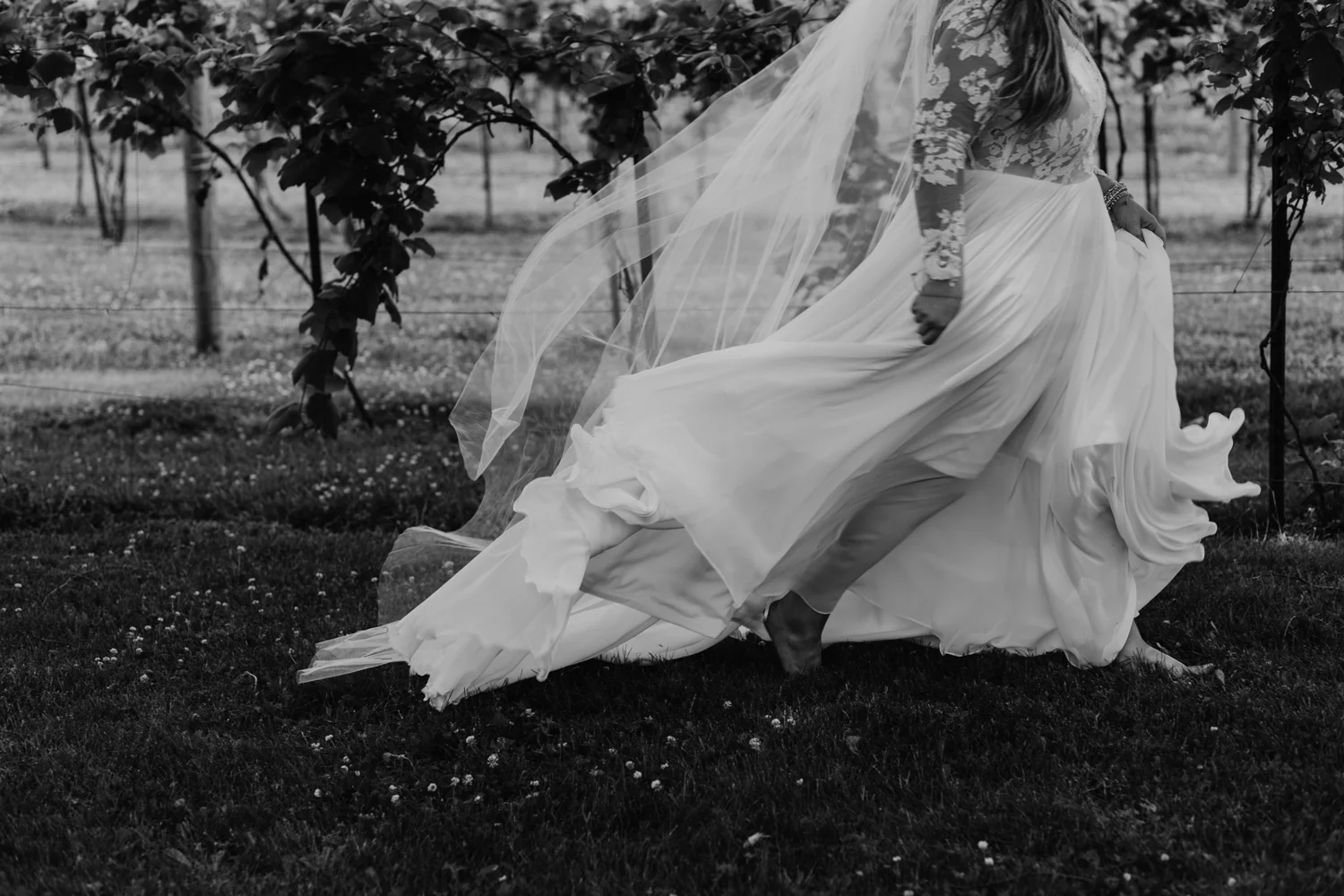 intimate-wisconsin-wedding-photographer-2018-04-25_0010.jpg