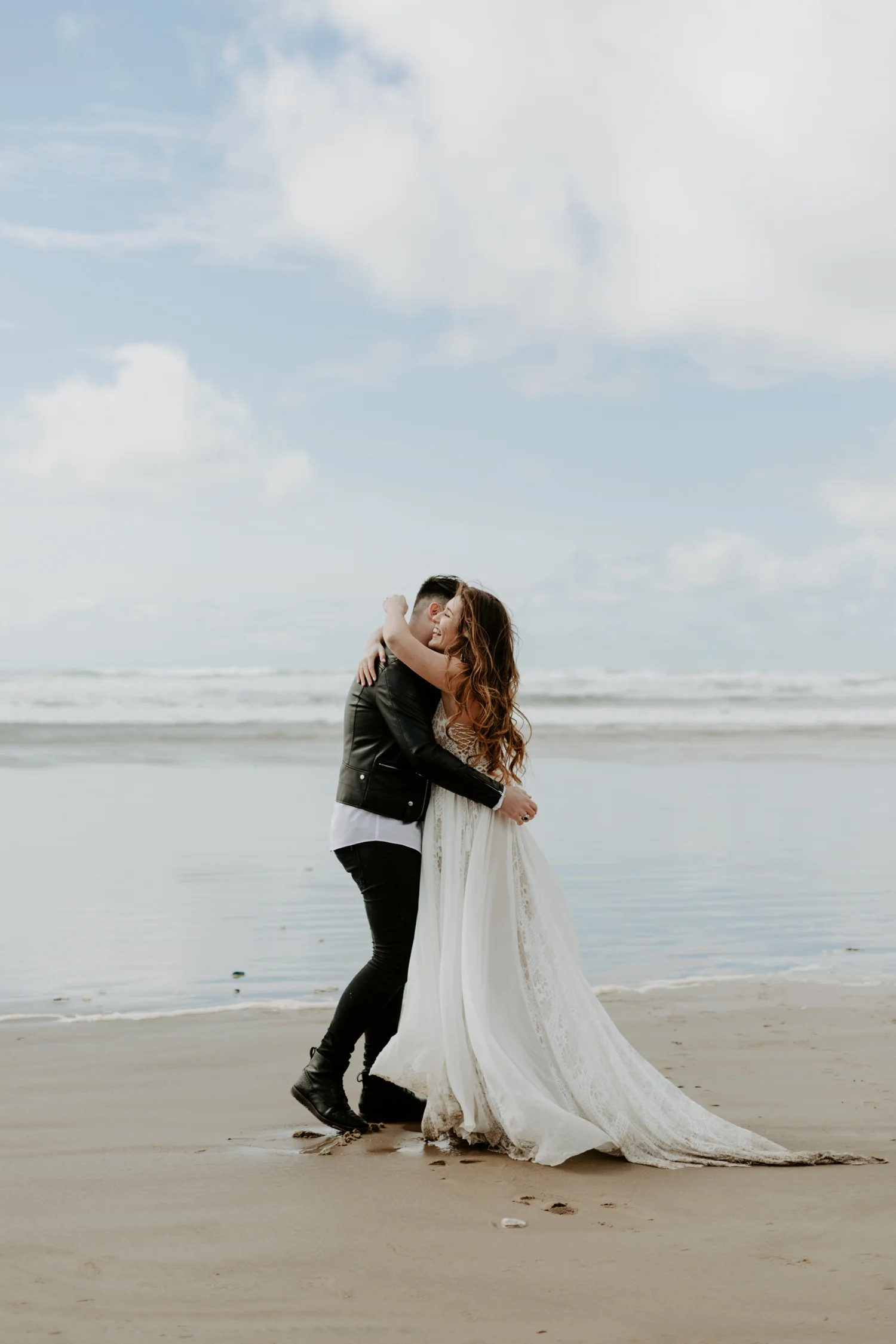 adventurous-cannon-beach-elopement-2018-04-26_0034.jpg