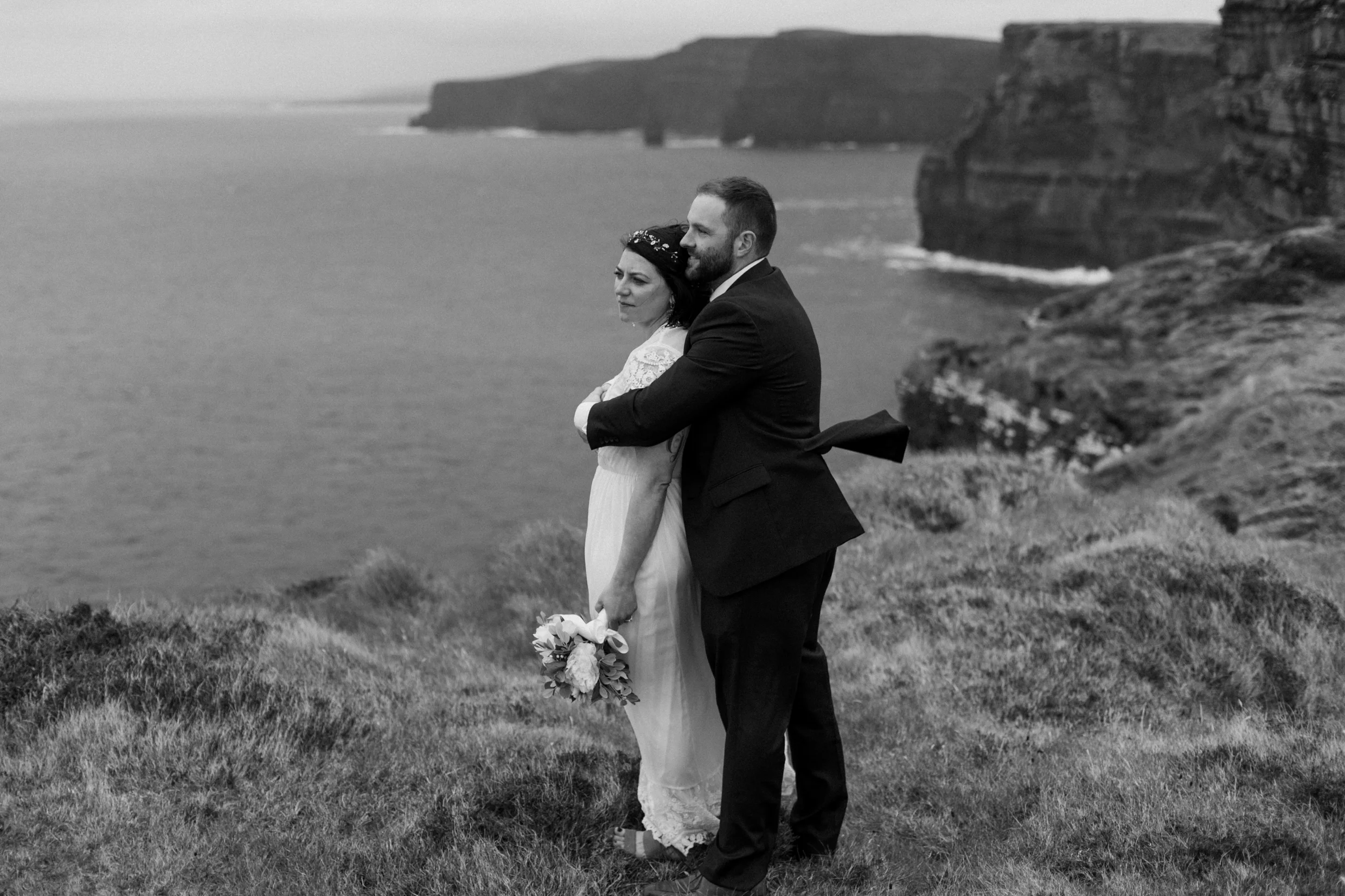 cliffs-of-moher-ireland-adventurous-elopement-98.jpg