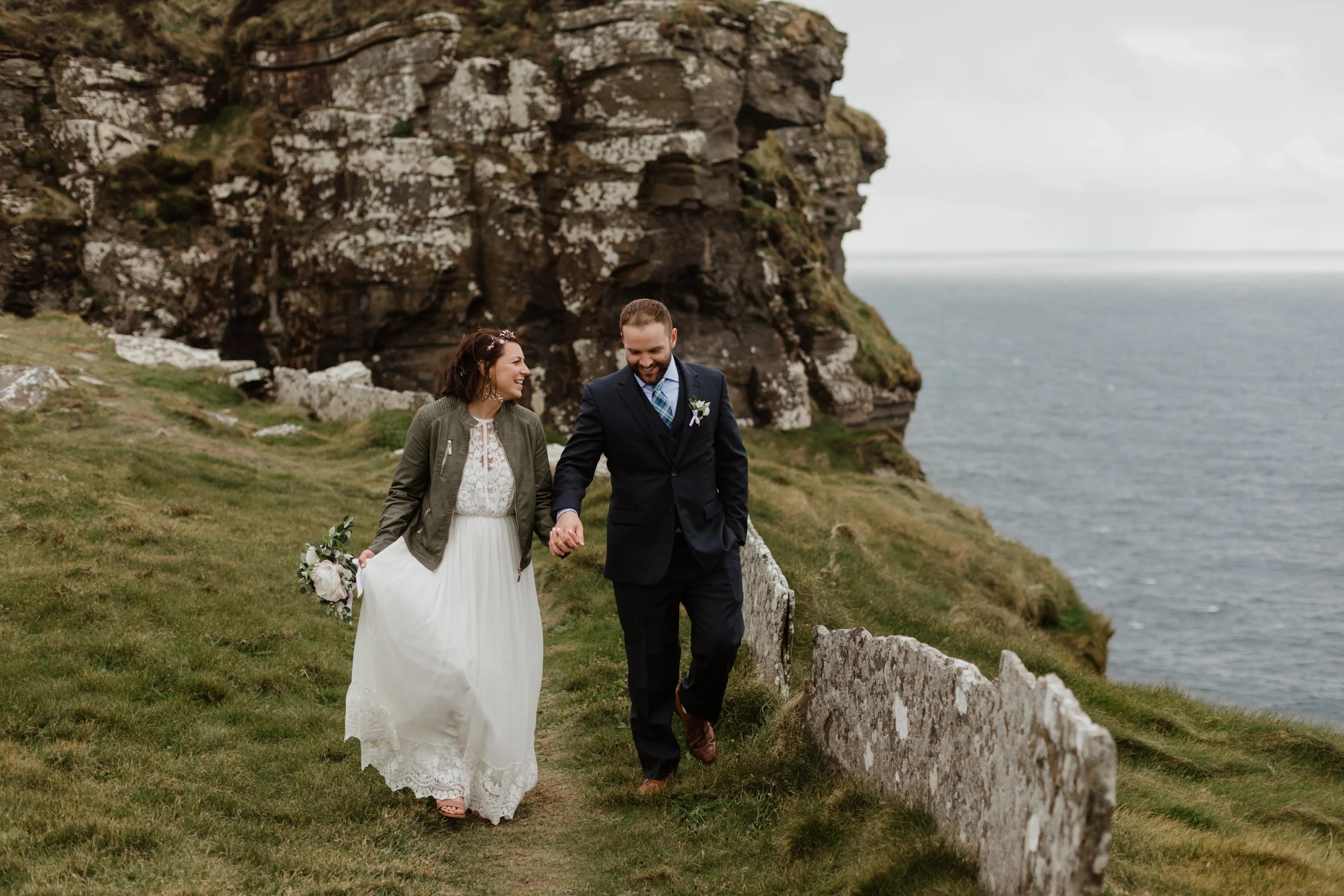 cliffs-of-moher-ireland-adventurous-elopement-112.jpg