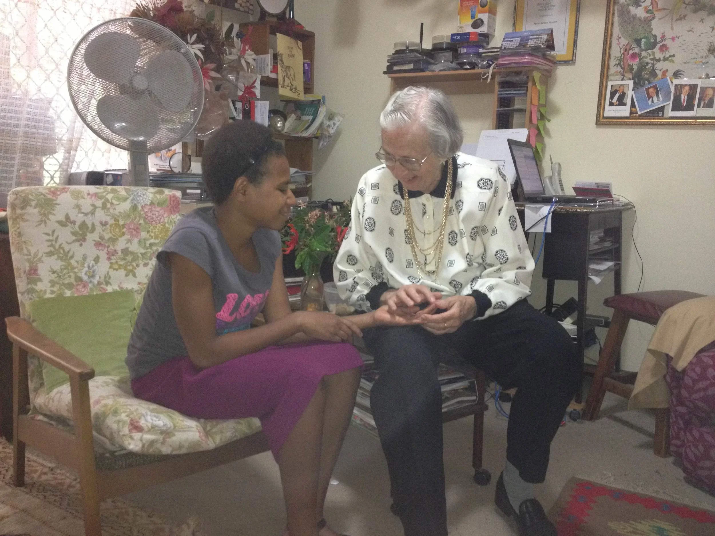 2014 - Elivce's Hand is Operated On