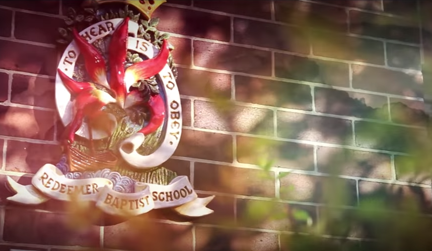 Crest YouTube.png
