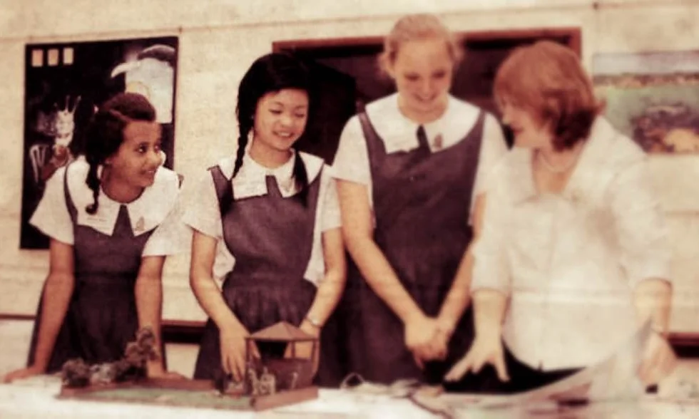 2009 D&T Girls_Fotor.jpg