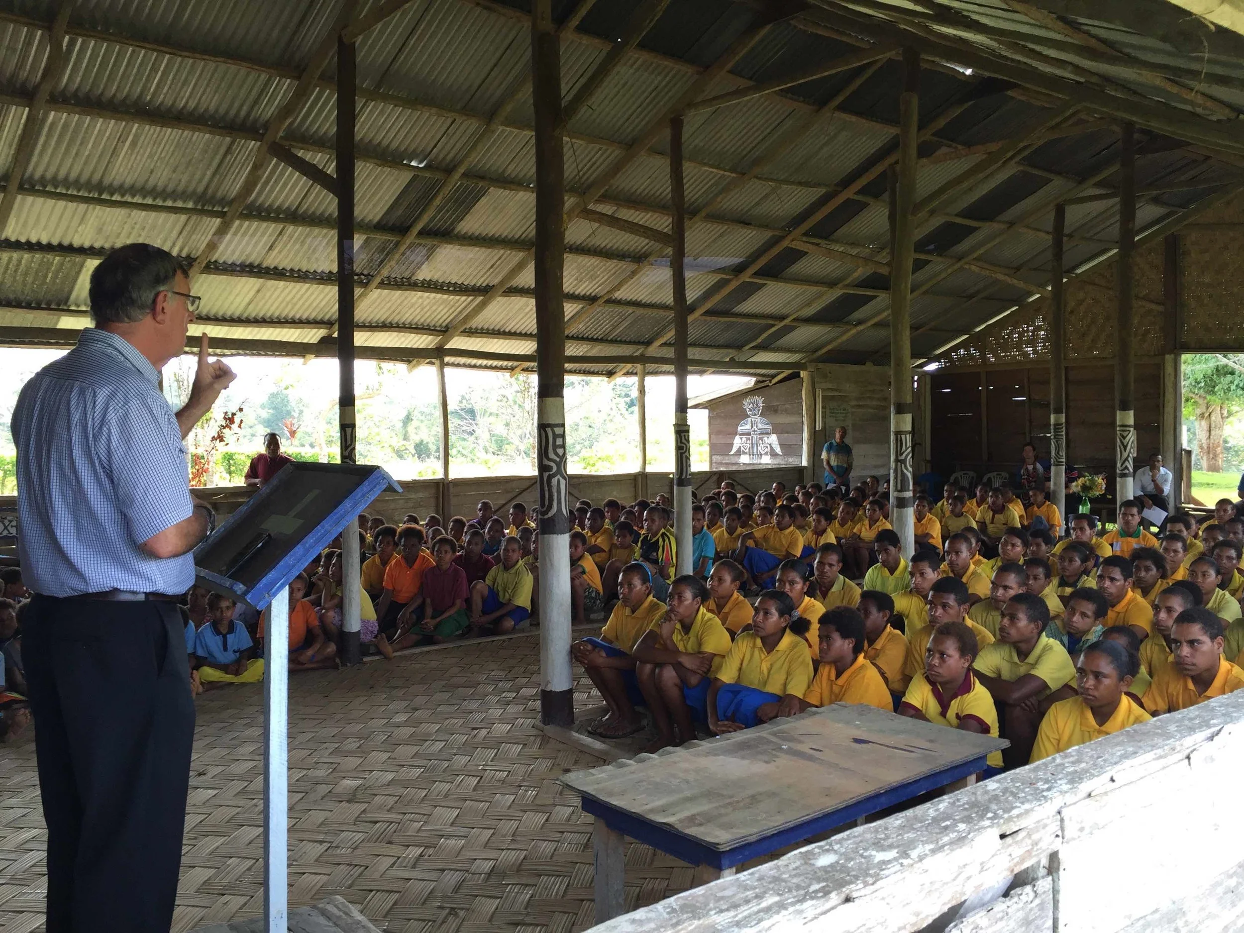 The Redeemer team also contributed in Itokama Primary School, ran an inservice for teachers from four Barai schools, and were given the opportunity to speak at Barai churches.