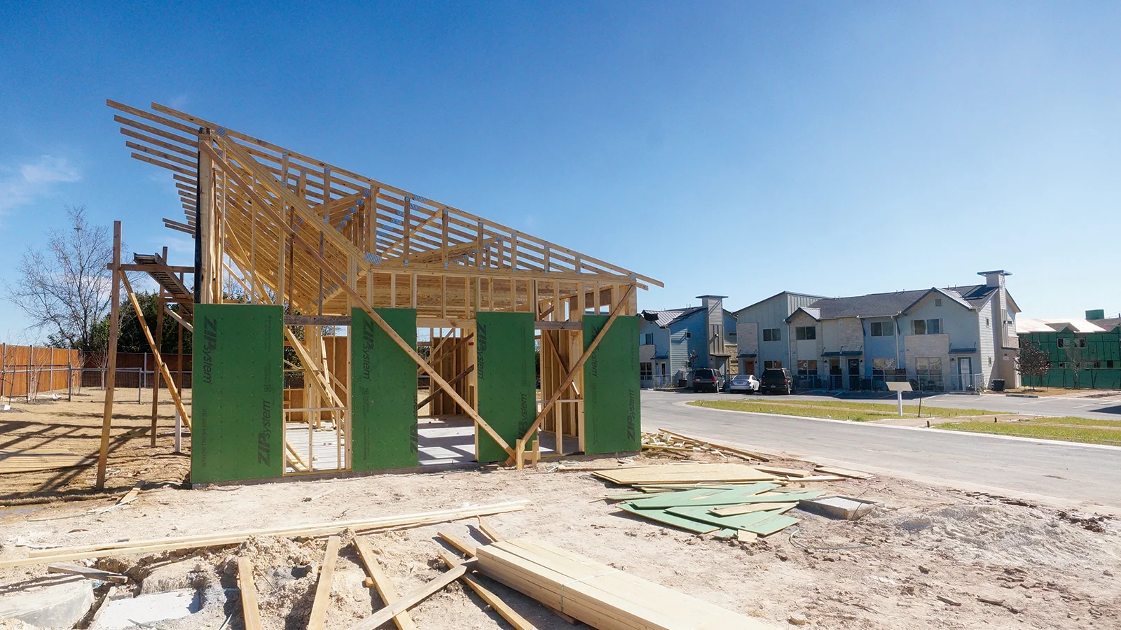 Pool-side fitness club taking shape