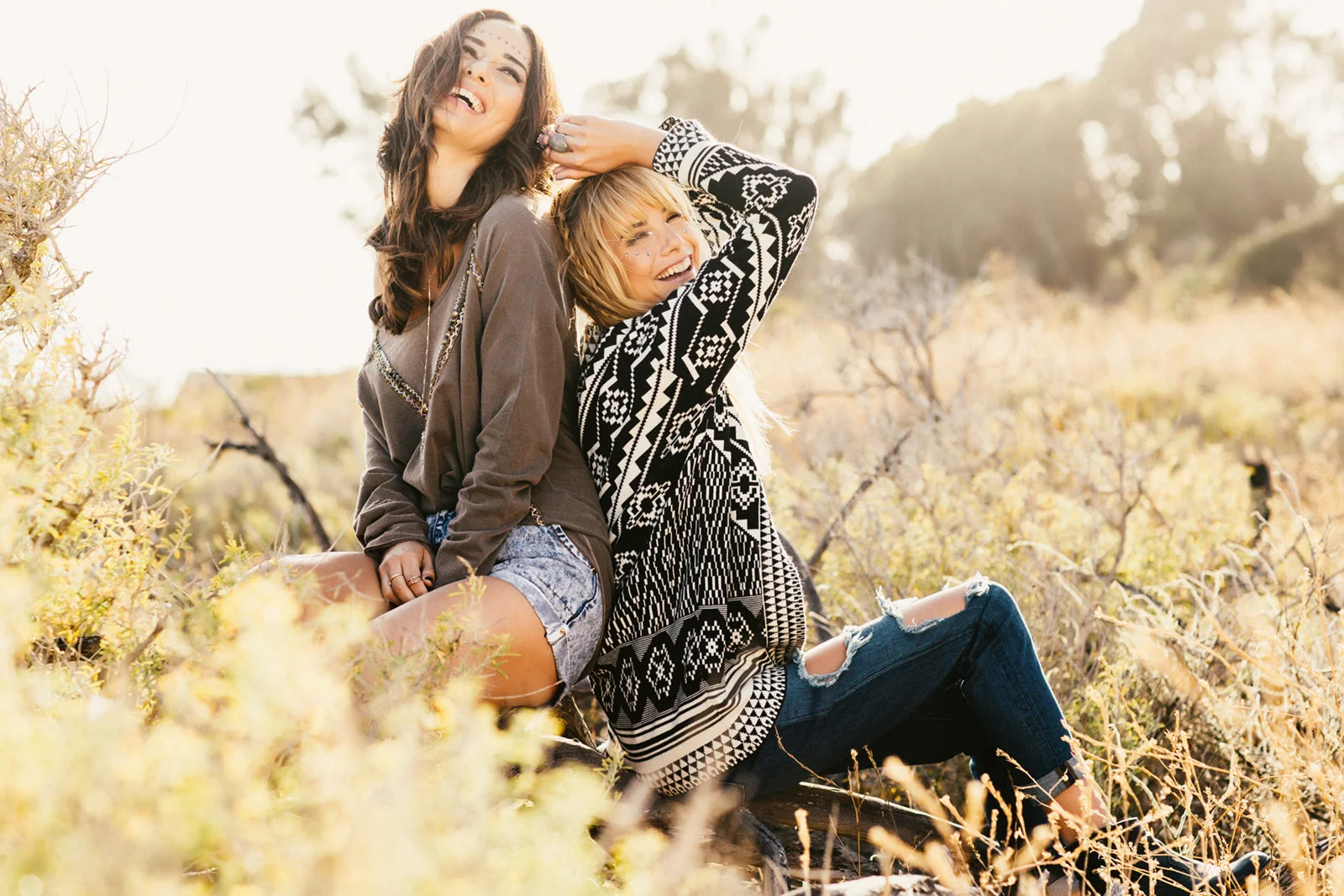 California Moonrise. Boho Lifestyle on the California Coast
