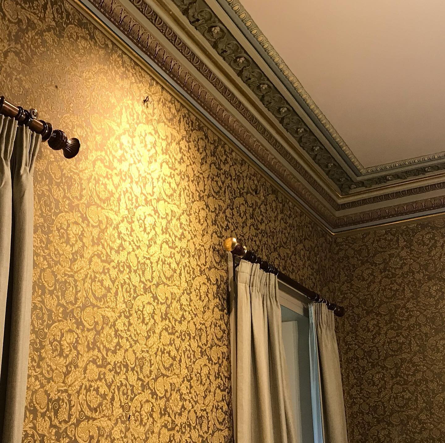 This is sitting room we have just hung the curtains in , it has the original Victorian wallpaper which we have enhanced with new curtains and new colours in the magnificent cornice. It is across the hallway from the dining room in previous post. It i