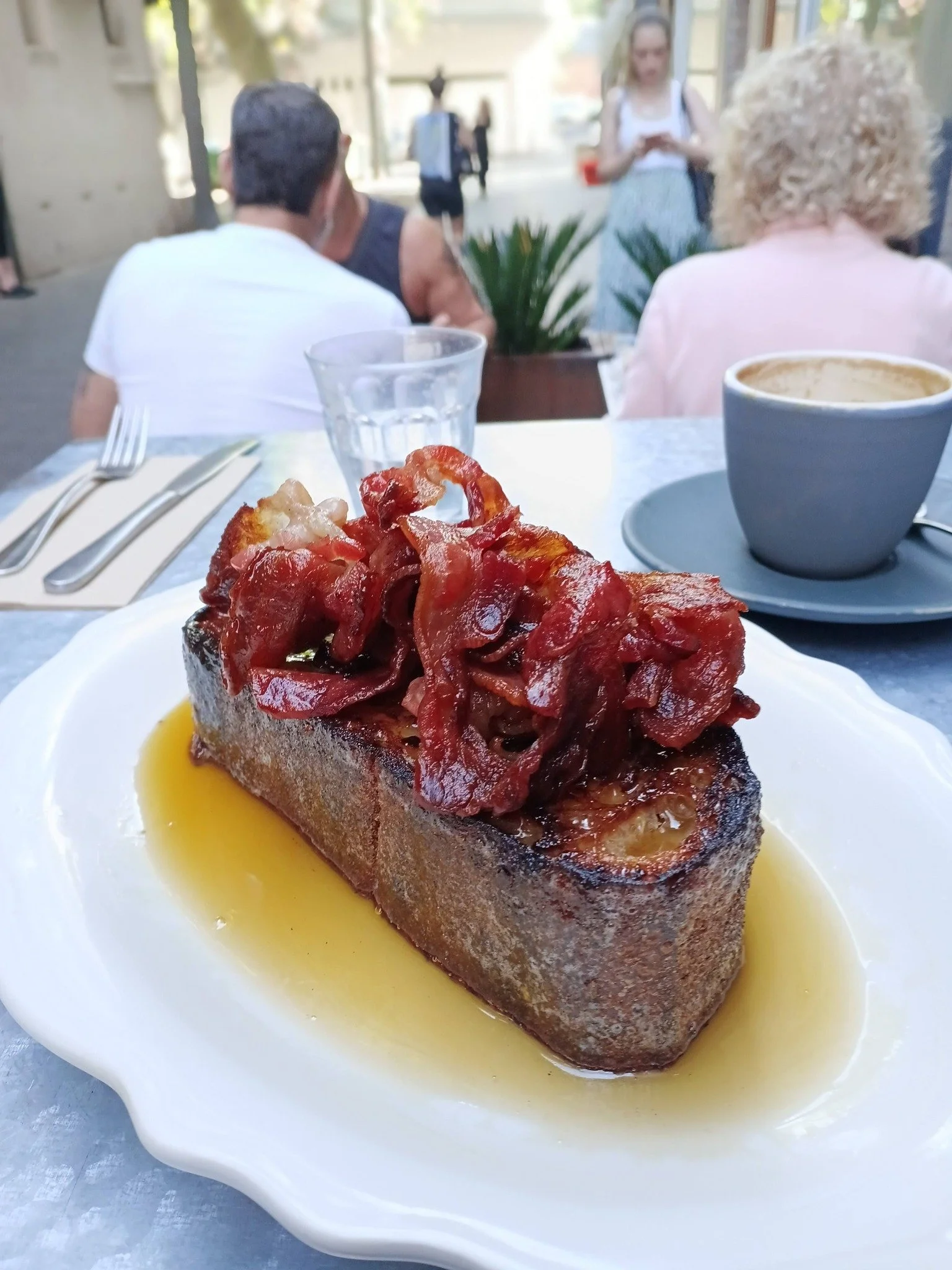 room+ten+potts+point+cafe