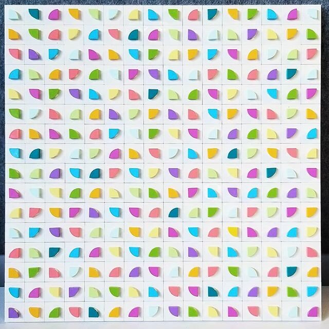 DOTS DOTS DOTS DOTS DOTS.

Guess (don't count, or multiply you genius) How many pieces.

#peaceandbricks #adamward #lego #legoart #legoartist #afol #color #colorful