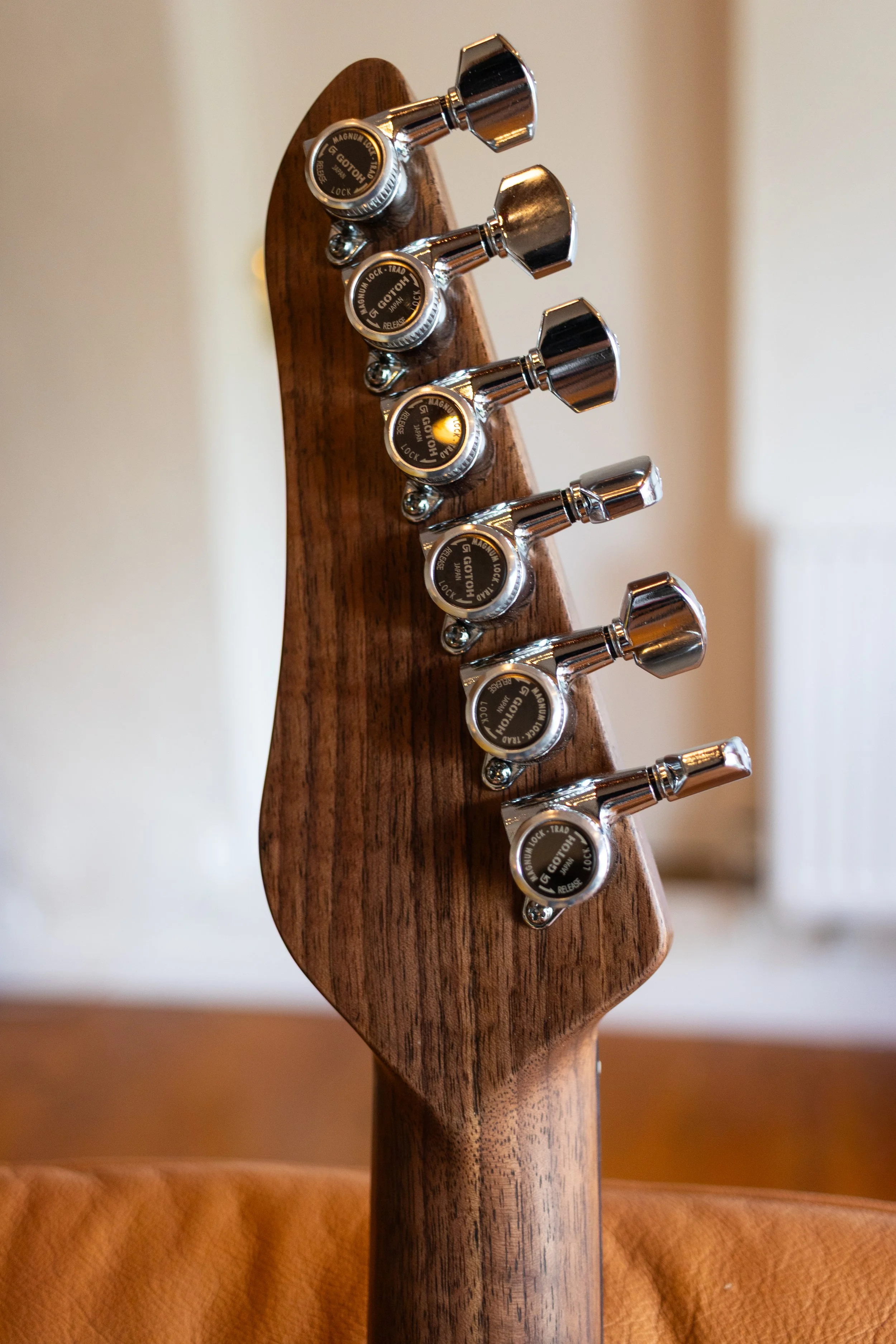 Admiral headstock back.jpg