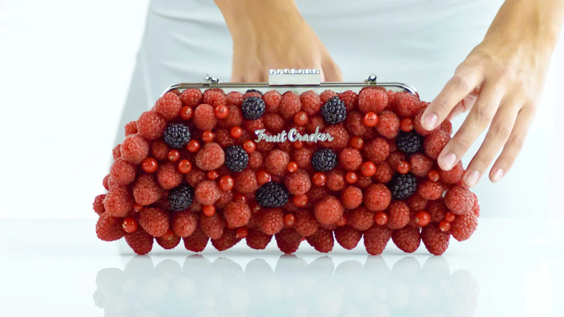 Vitasnella<br/><span style="font-size:0.8em;">Borsa di frutta</span>