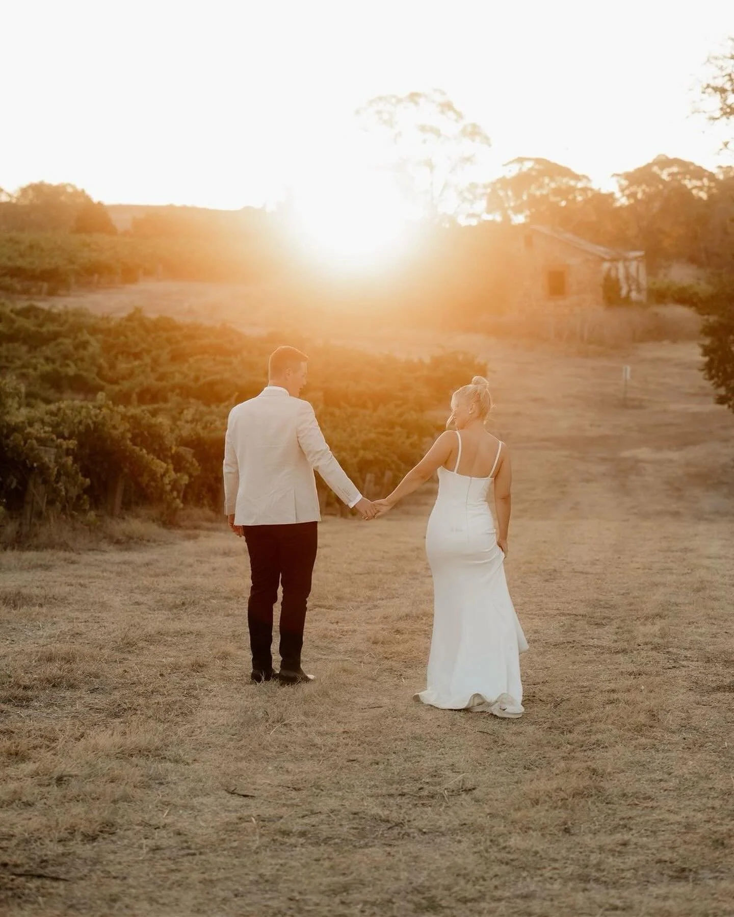 Shannen &amp; Nicholas&mdash;24.2.24 ✨
Barossa Valley, South Australia. ⠀⠀⠀⠀⠀⠀⠀⠀⠀ ⠀⠀⠀⠀⠀⠀⠀⠀⠀ ⠀⠀⠀⠀⠀⠀⠀⠀⠀ ⠀⠀⠀⠀⠀⠀⠀⠀⠀

Wedding crew &darr; ⠀⠀⠀⠀⠀⠀⠀⠀⠀
@sweetnothingsflowers @your_wedding_wingman @thewedding.studio @evieyoungbridal @kylanrhianna.makeup @rebec