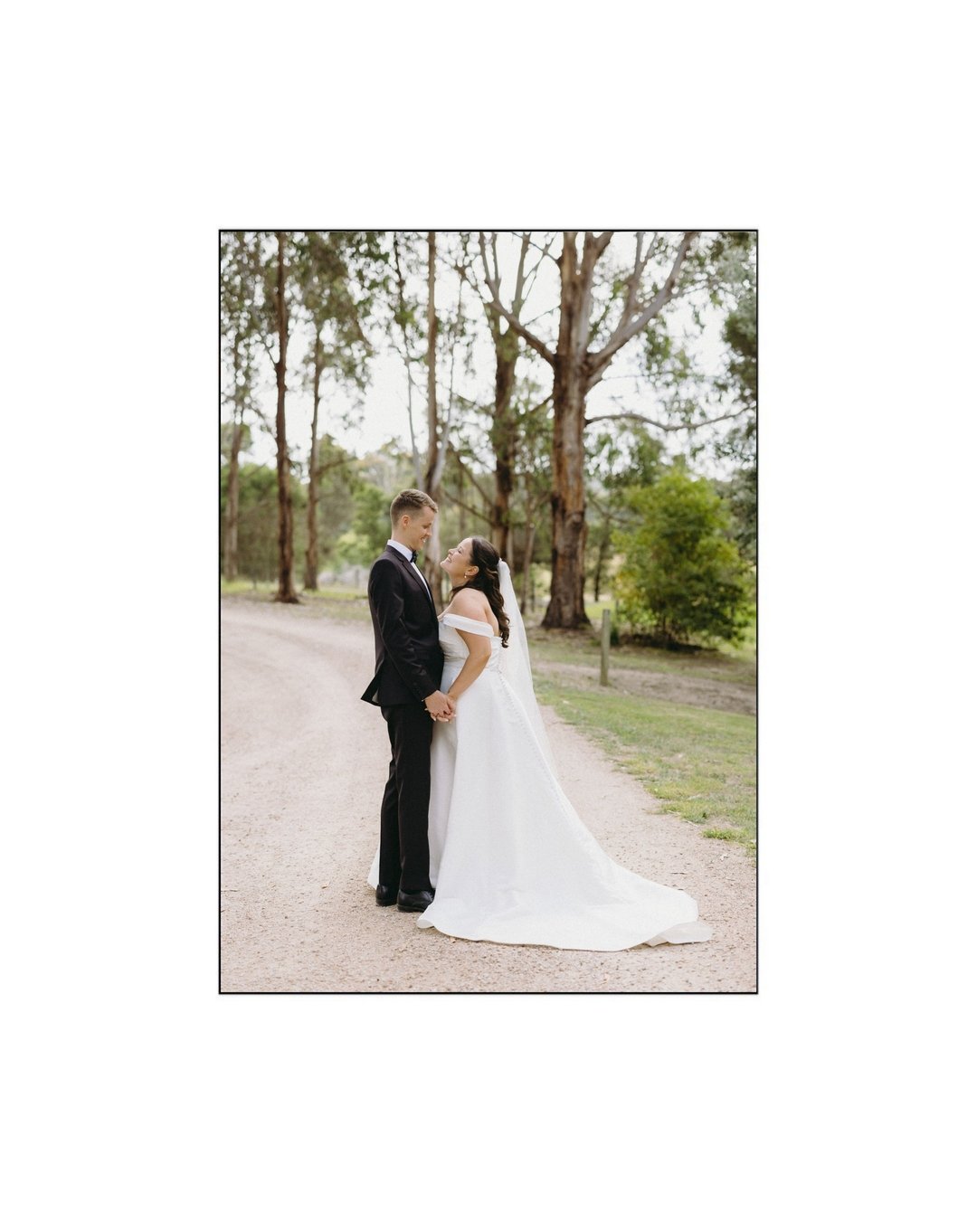 So much fun capturing this Denika and Pete's wedding crew!

&mdash;
#weddingphotographer #eastgippslandwedding #backyardwedding #aussiewedding #lakesentrance #eightacres #australianweddingphotographer @denikabocquet @eightacres