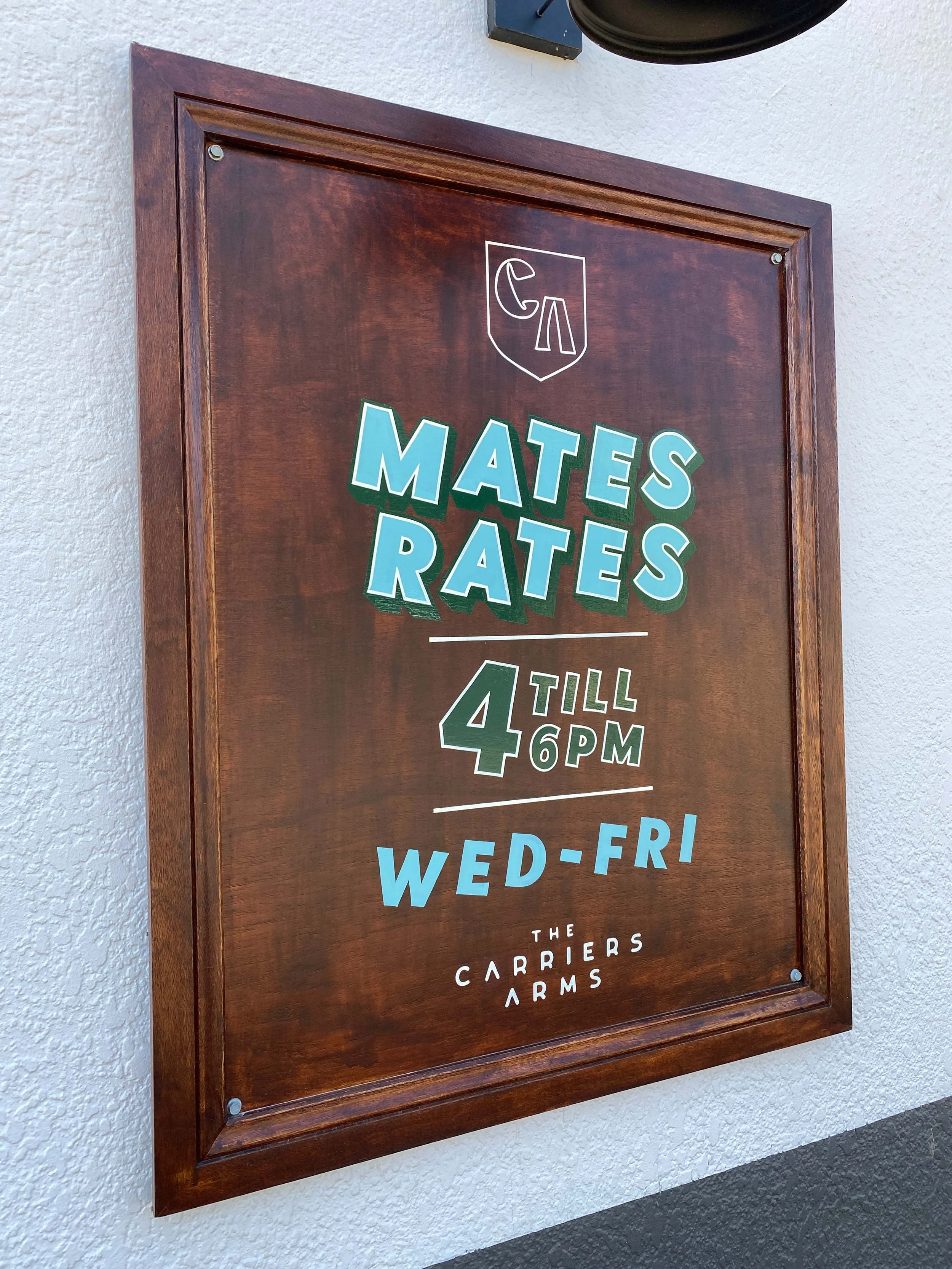 Carriers-Arms-Hotel-Pub-Signs-01.jpg