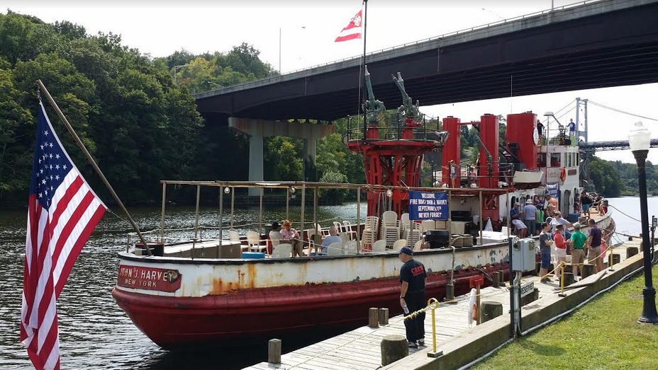 Kingston Fire Boat.png