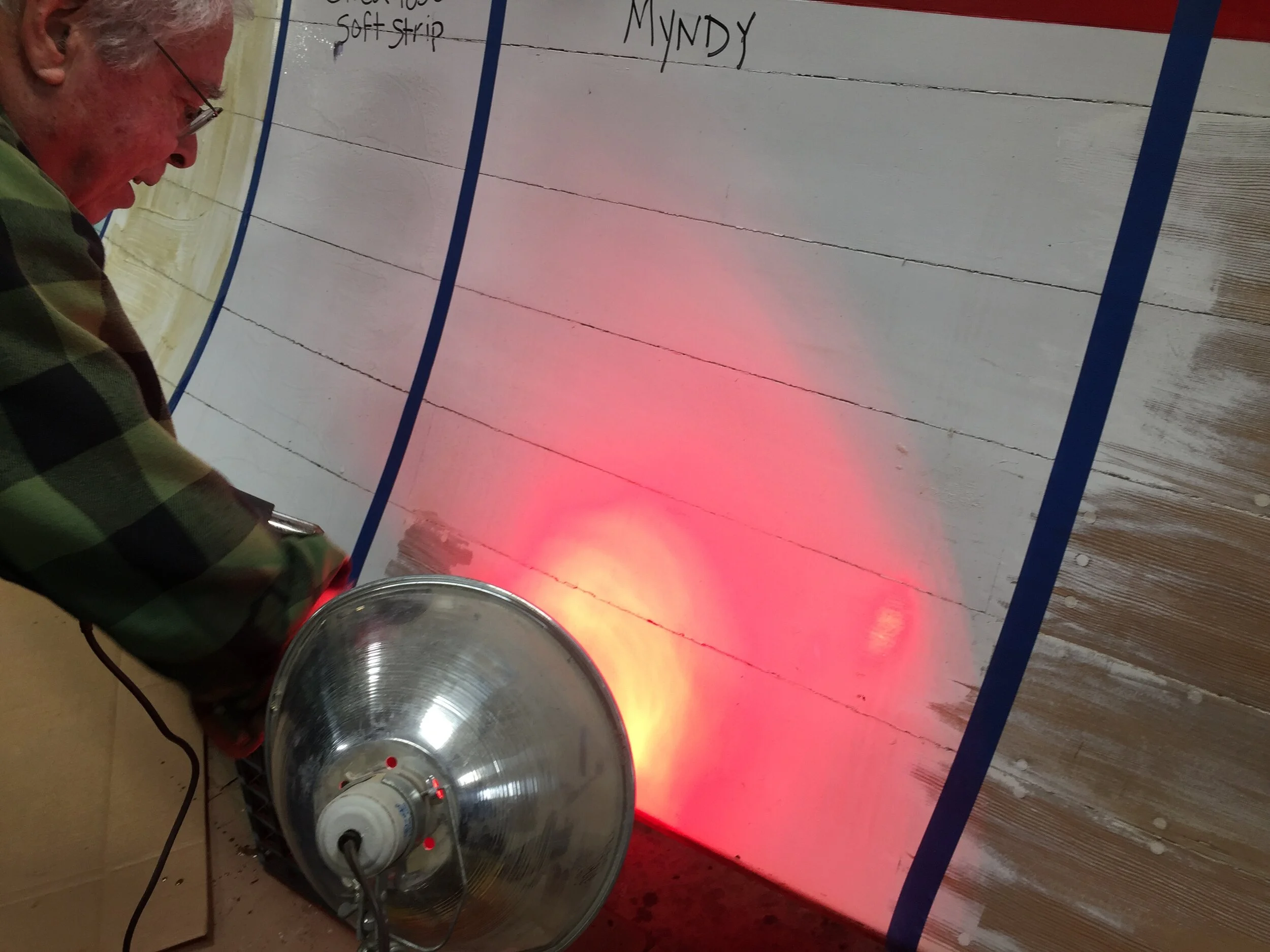 Myndy working on the heat gun method