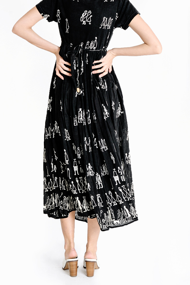 pvblackdressmatchstickmenback1.jpg