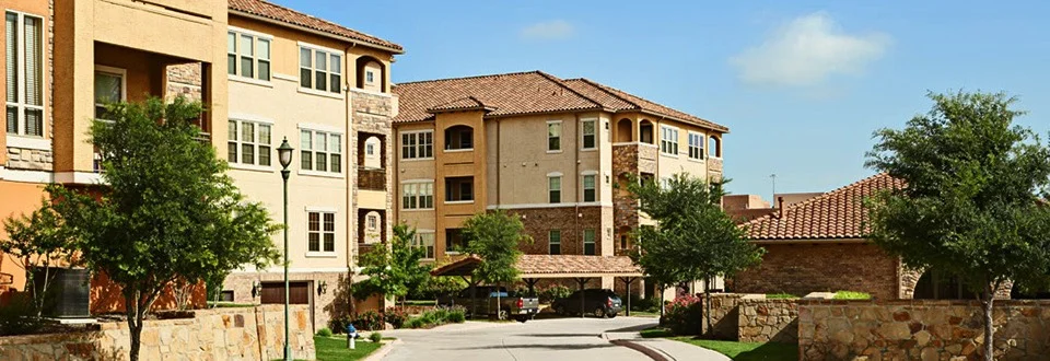 stacks_image_673.jpg