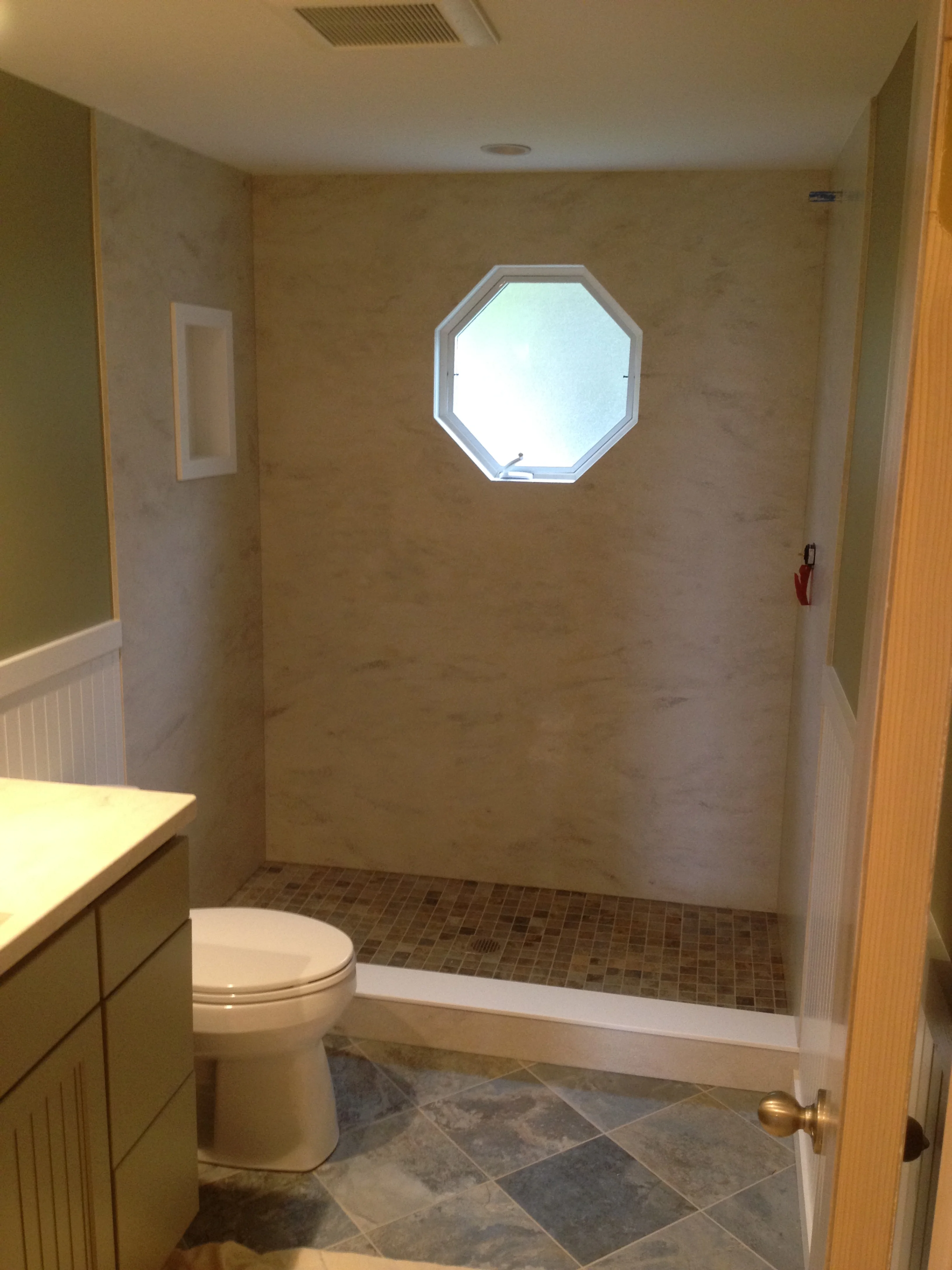  Custom Corian Shower Wall Surround, Thresholds, and Shower Niches 